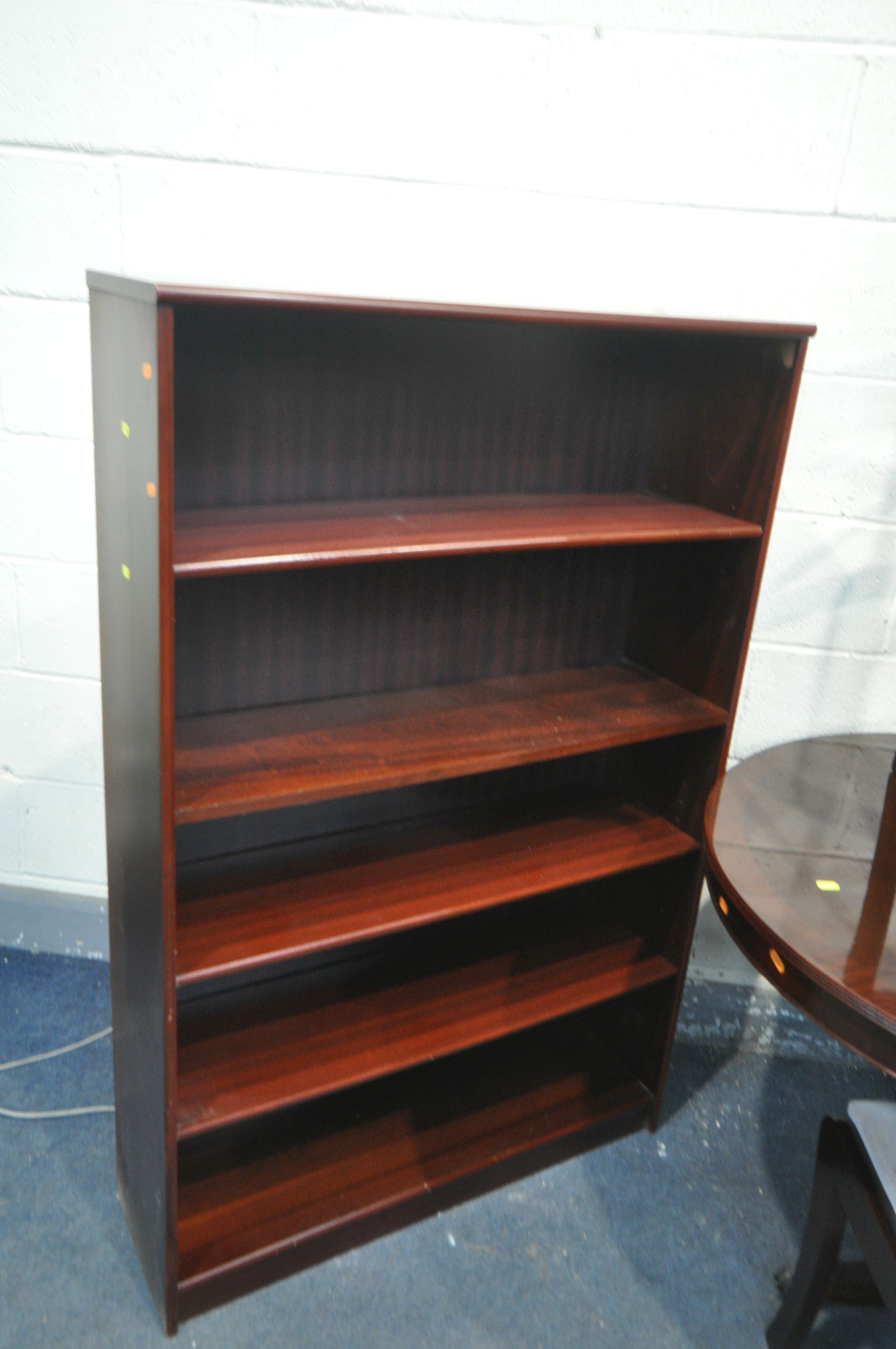 A MODERN MAHOGANY EXTENDING DINING TABLE and six chairs, extended table length 218cm x closed length - Image 3 of 5