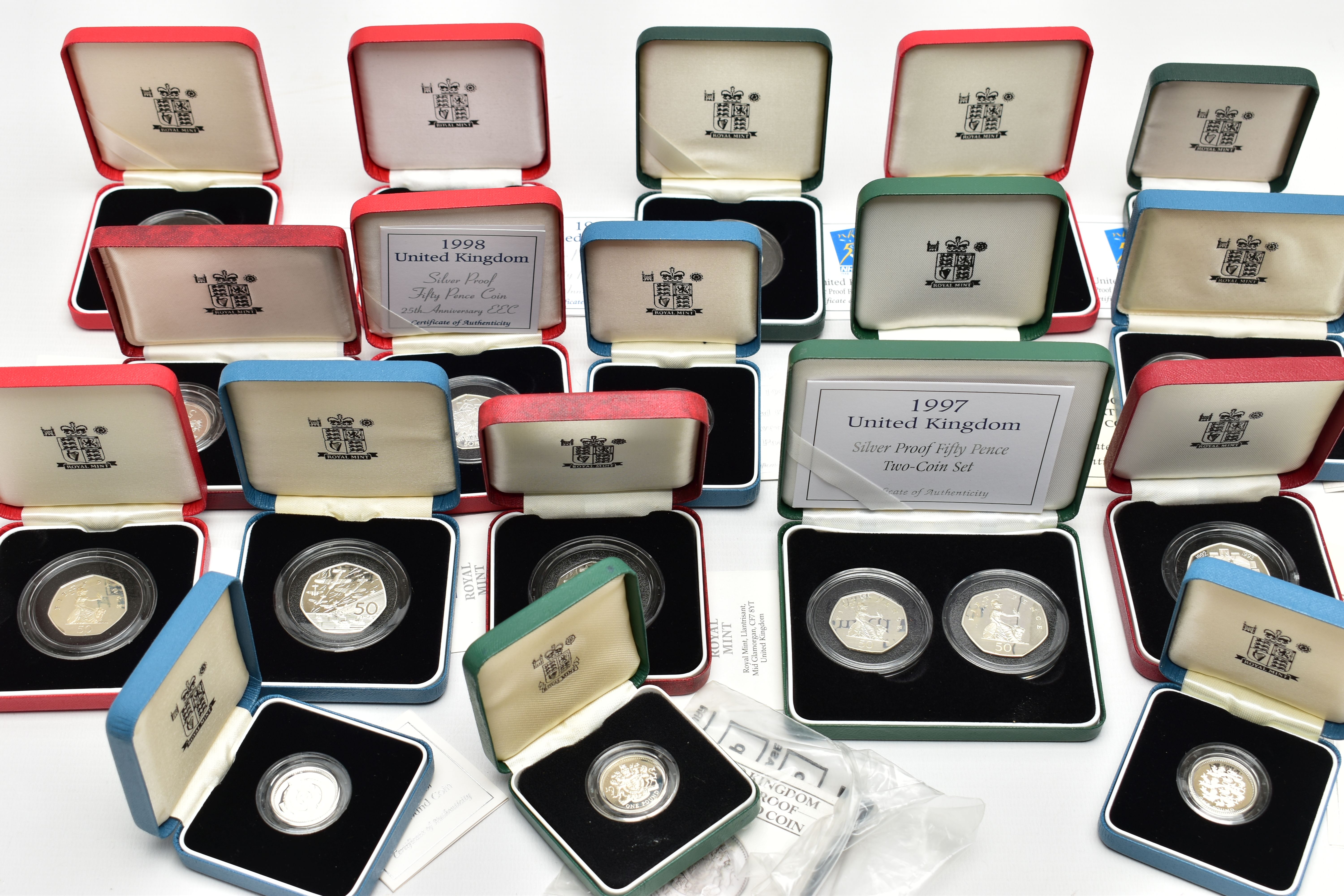 A GROUP OF ROYAL MINT SILVER PROOF UK BOXED COINS, to include a 1992-93 Silver proof Piedfort - Image 6 of 6