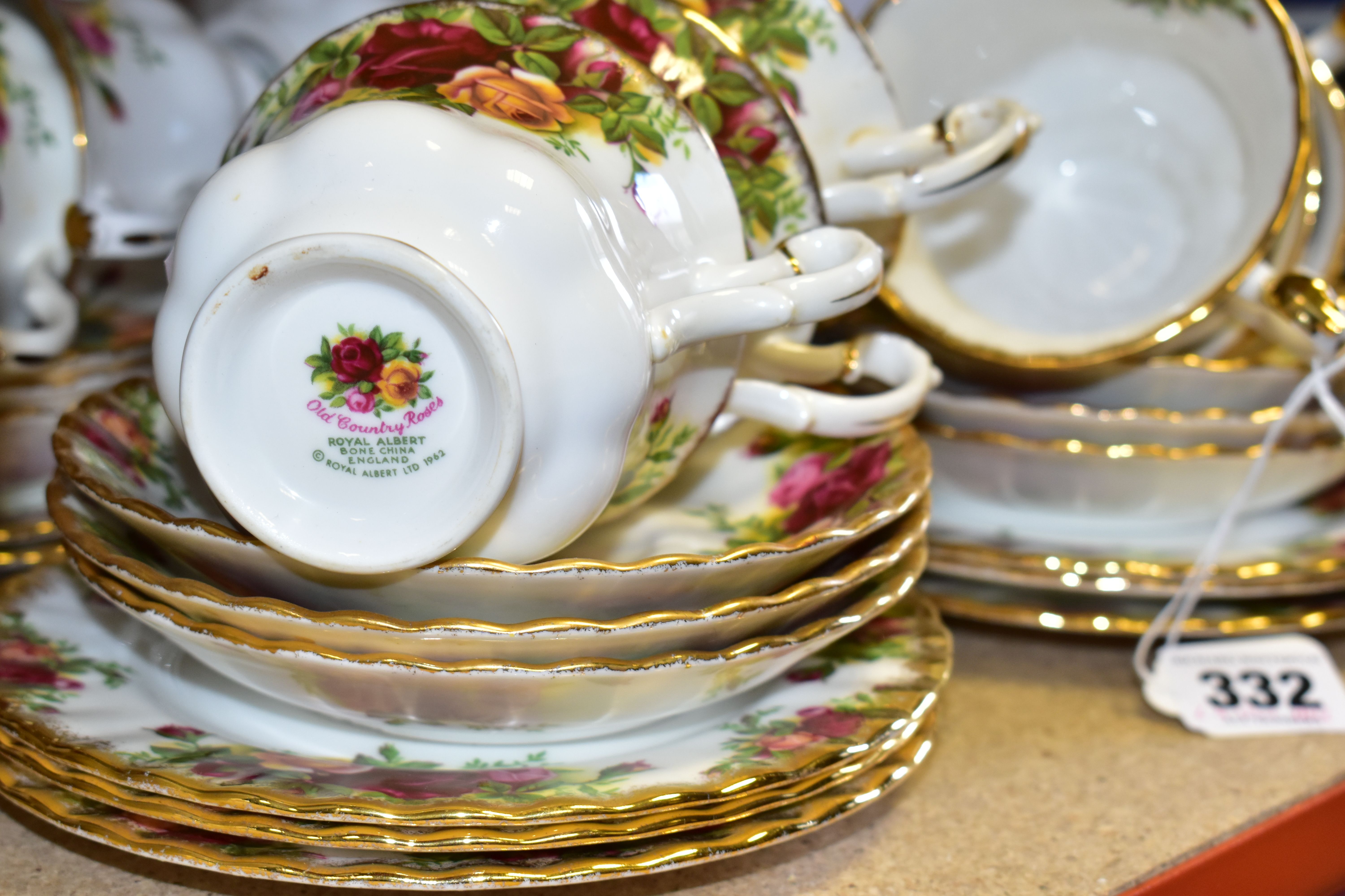 A GROUP OF ROYAL ALBERT 'OLD COUNTRY ROSES' TEAWARES, comprising four dinner plates, twelve cups, - Image 3 of 4
