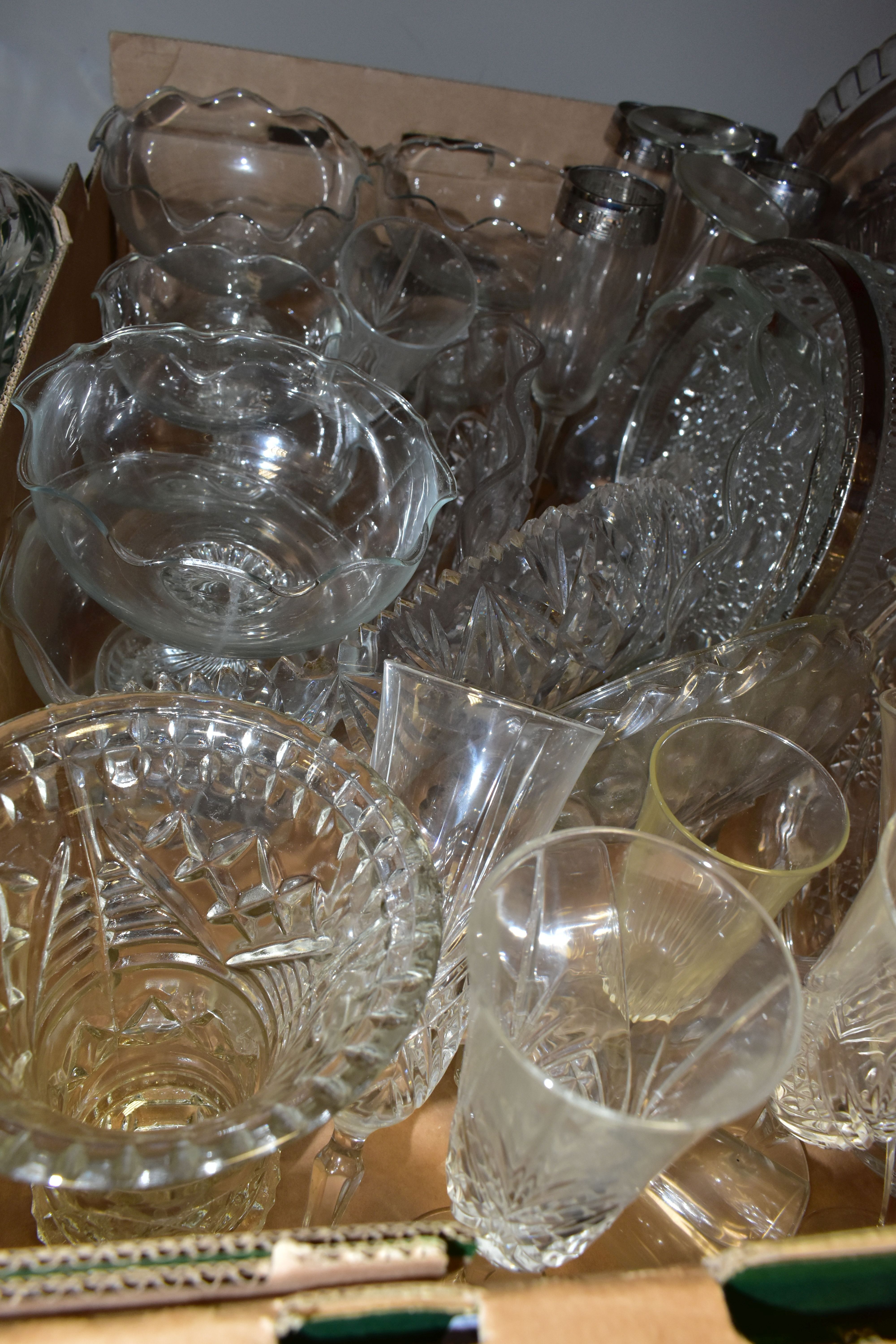 THREE BOXES OF CUT GLASS AND CRYSTAL, to include two cut crystal footed Pinwheel bowls, cake stands, - Image 4 of 8