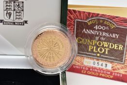 A ROYAL MINT 1605-2005 GOLD PROOF TWO POUND COIN, celebrating the 400th anniversary of the Gunpowder