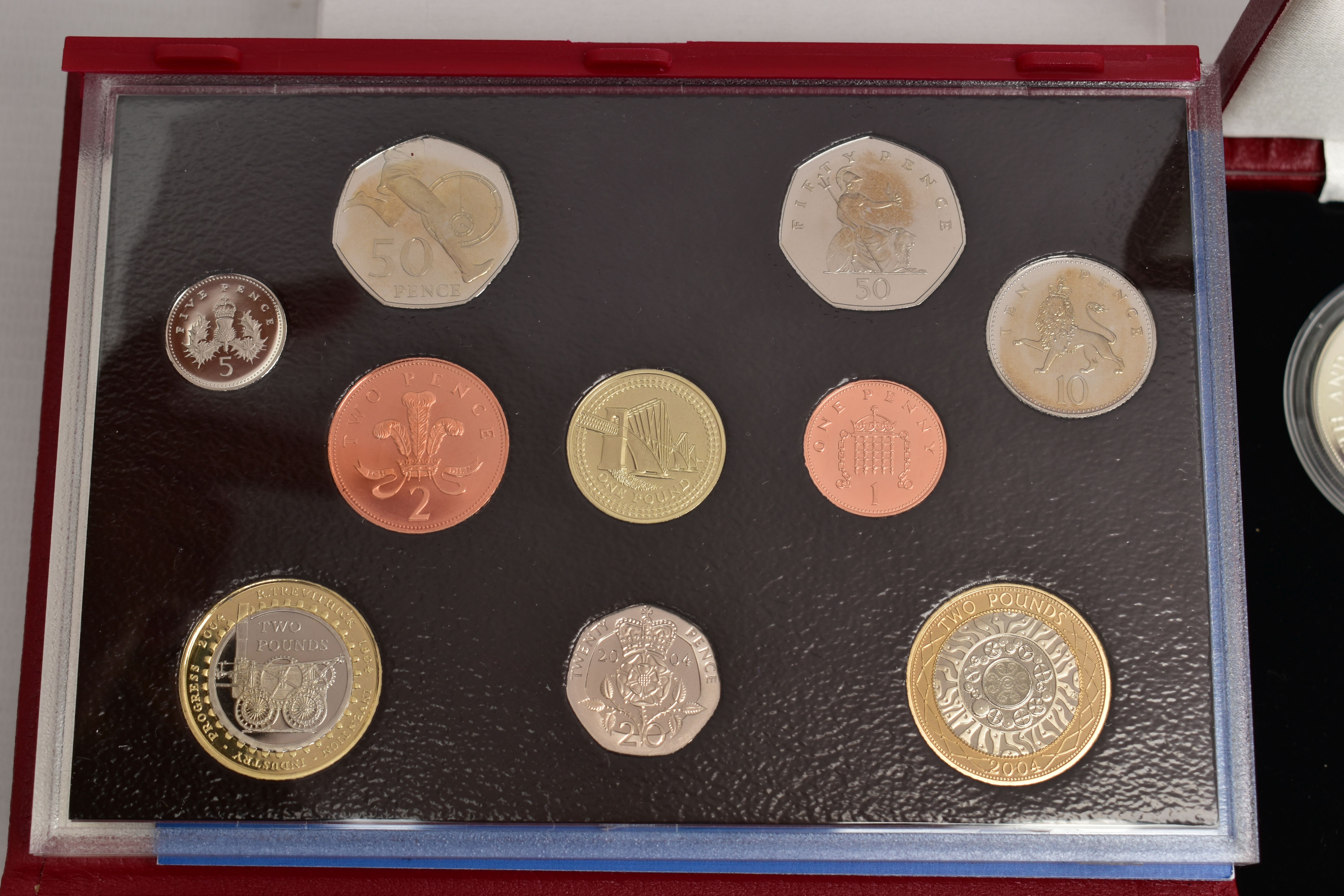 A ROYAL MINT QUEEN ELIZABETH II 1972-1981 SILVER PROOF CROWN COLLECTION, of four silver proof coins, - Image 8 of 9