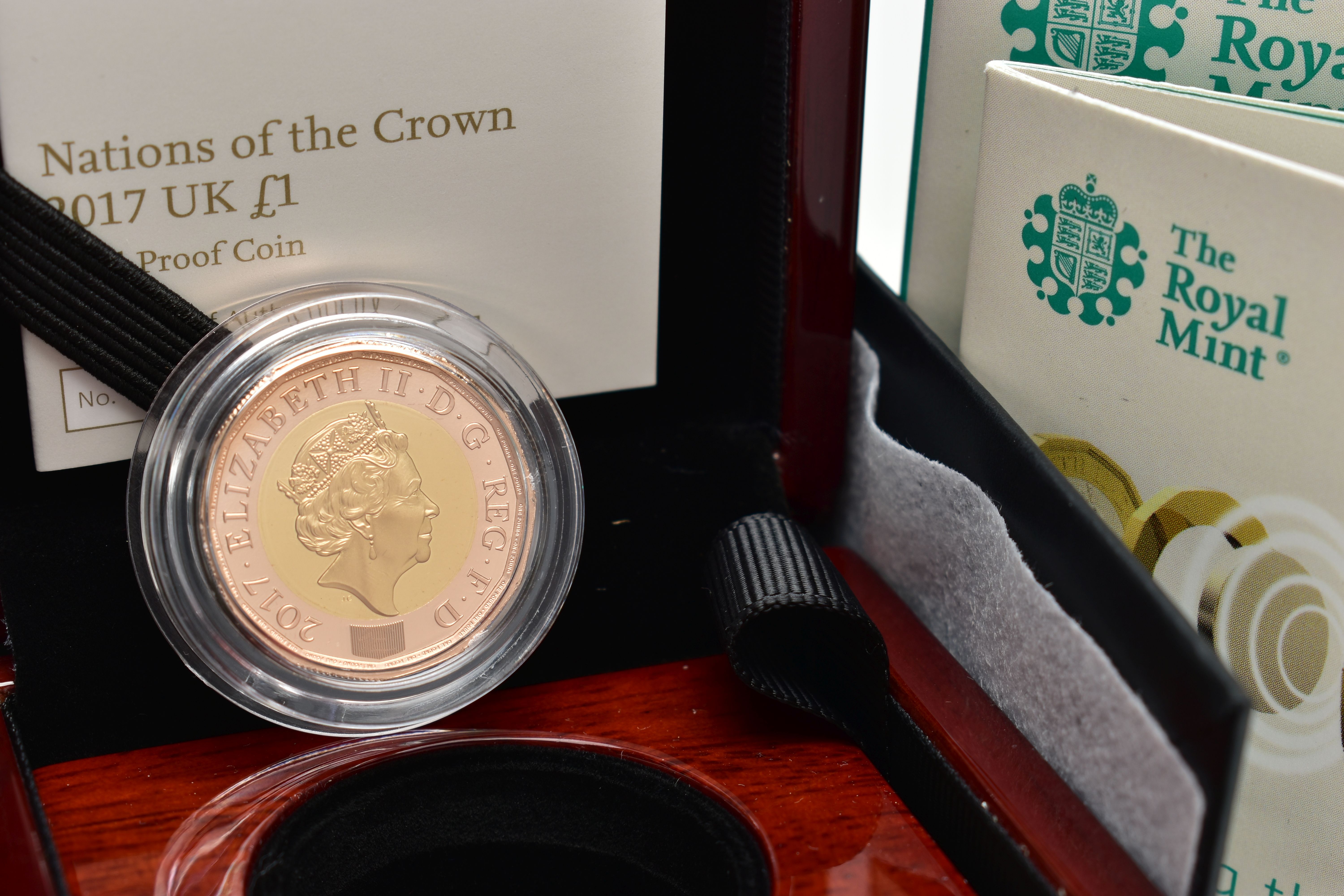 A ROYAL MINT DESIGNING THE FUTURE NATIONS OF THE CROWN GOLD PROOF ONE POUND COIN, 22ct, 0.916 fine - Image 2 of 2