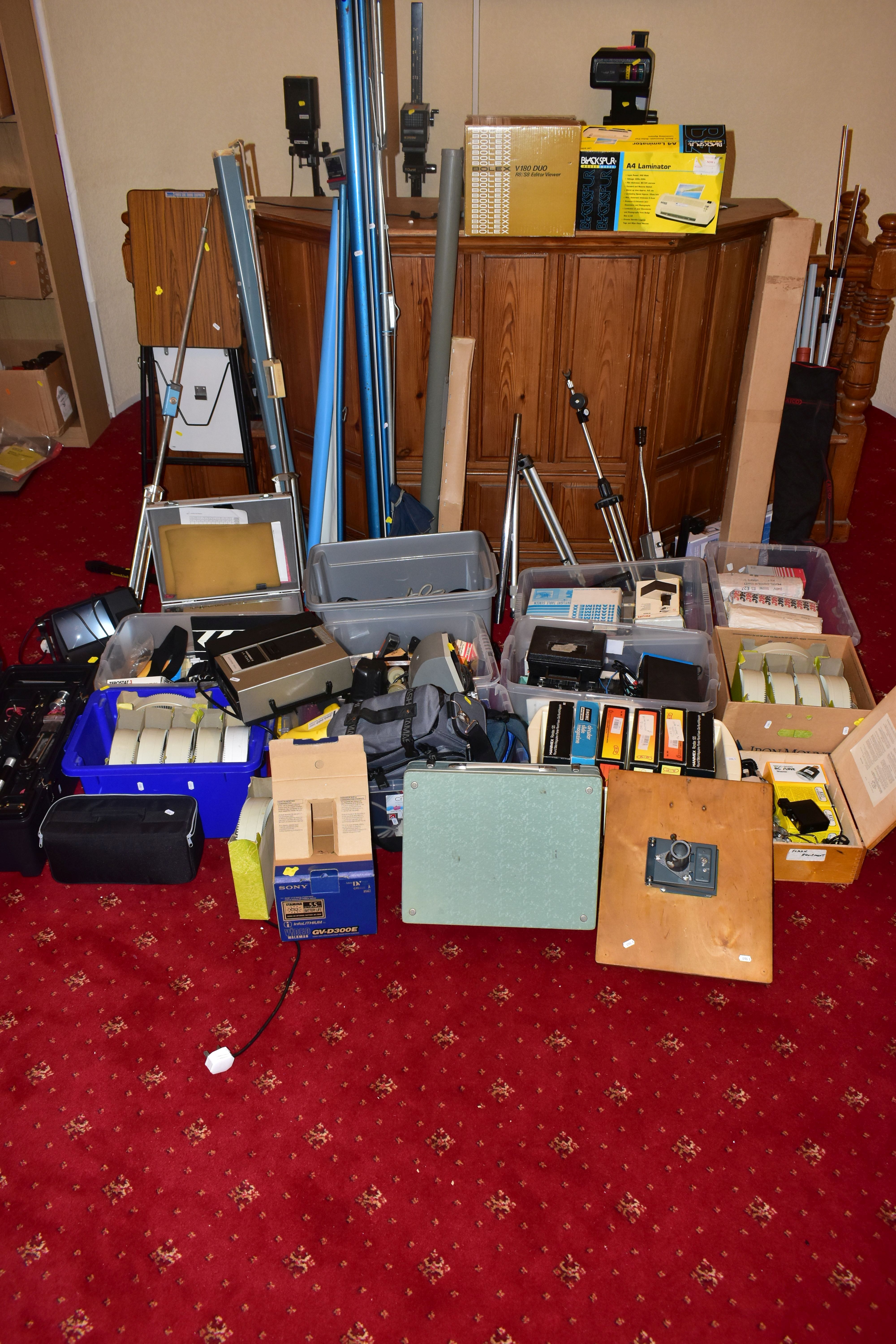 A LARGE QUANTITY OF AUDIO VISUAL EQUIPMENT including a Sony GV-d300E Video Walkman, a Prinz Oxford