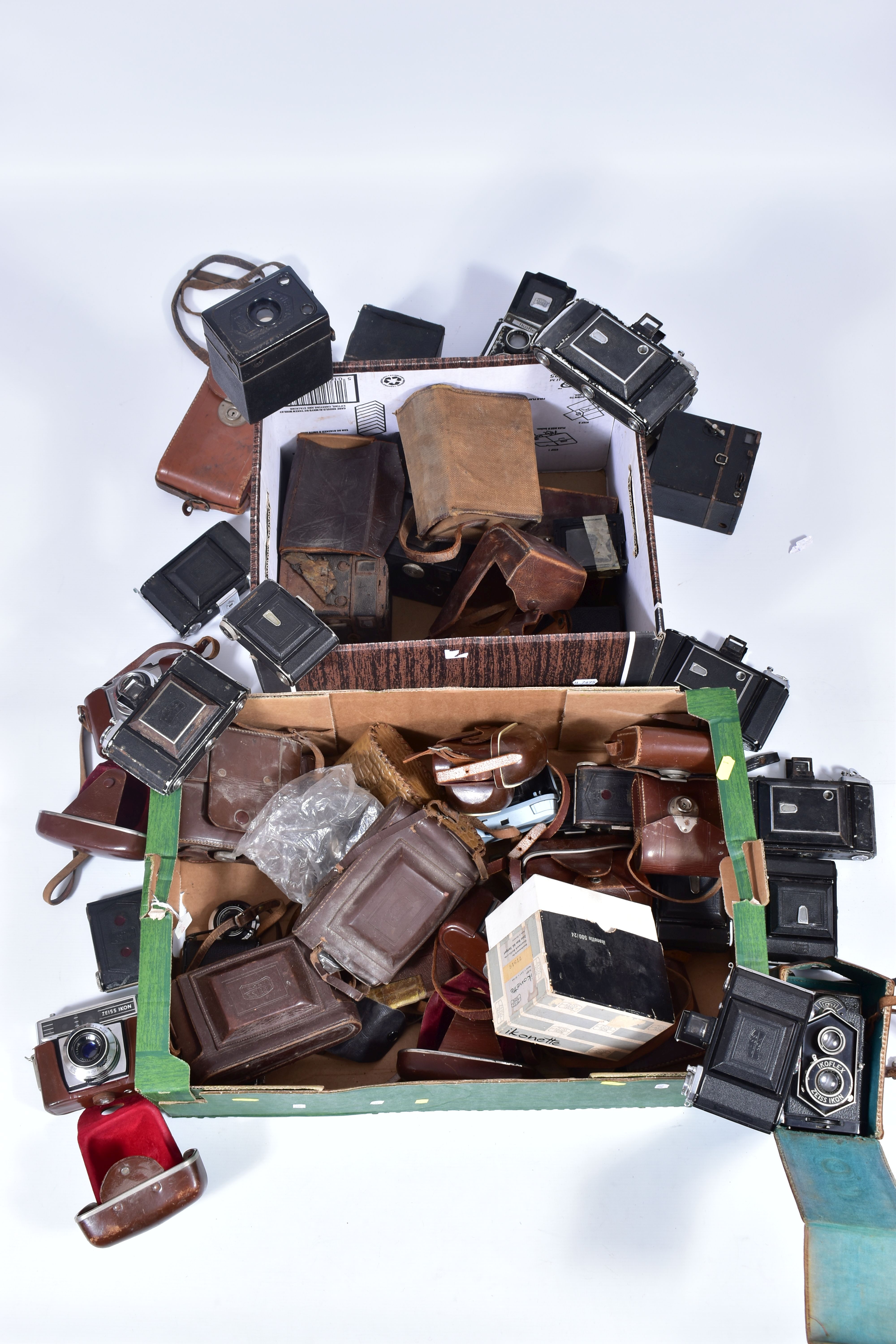 TWO TRAYS CONTAINING ZEISS IKON TLT, FOLDING AND SLR CAMERAS including an Ikoflex 850-16 later '