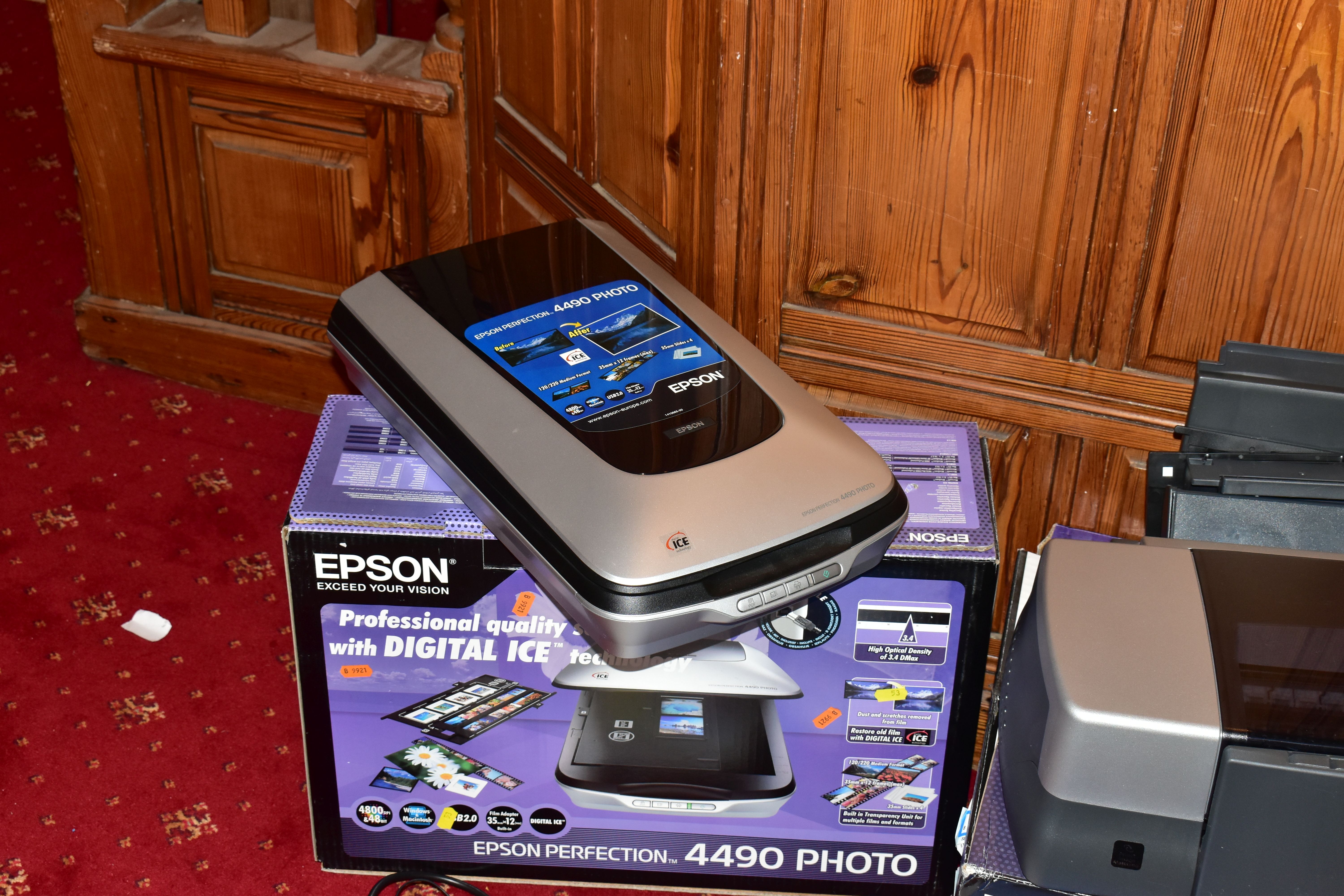 AN EPSON STYLUS PHOTO 1290 PROFESSIONAL A3 PRINTER in box with spare cartridges, manual, disc and an - Image 3 of 6