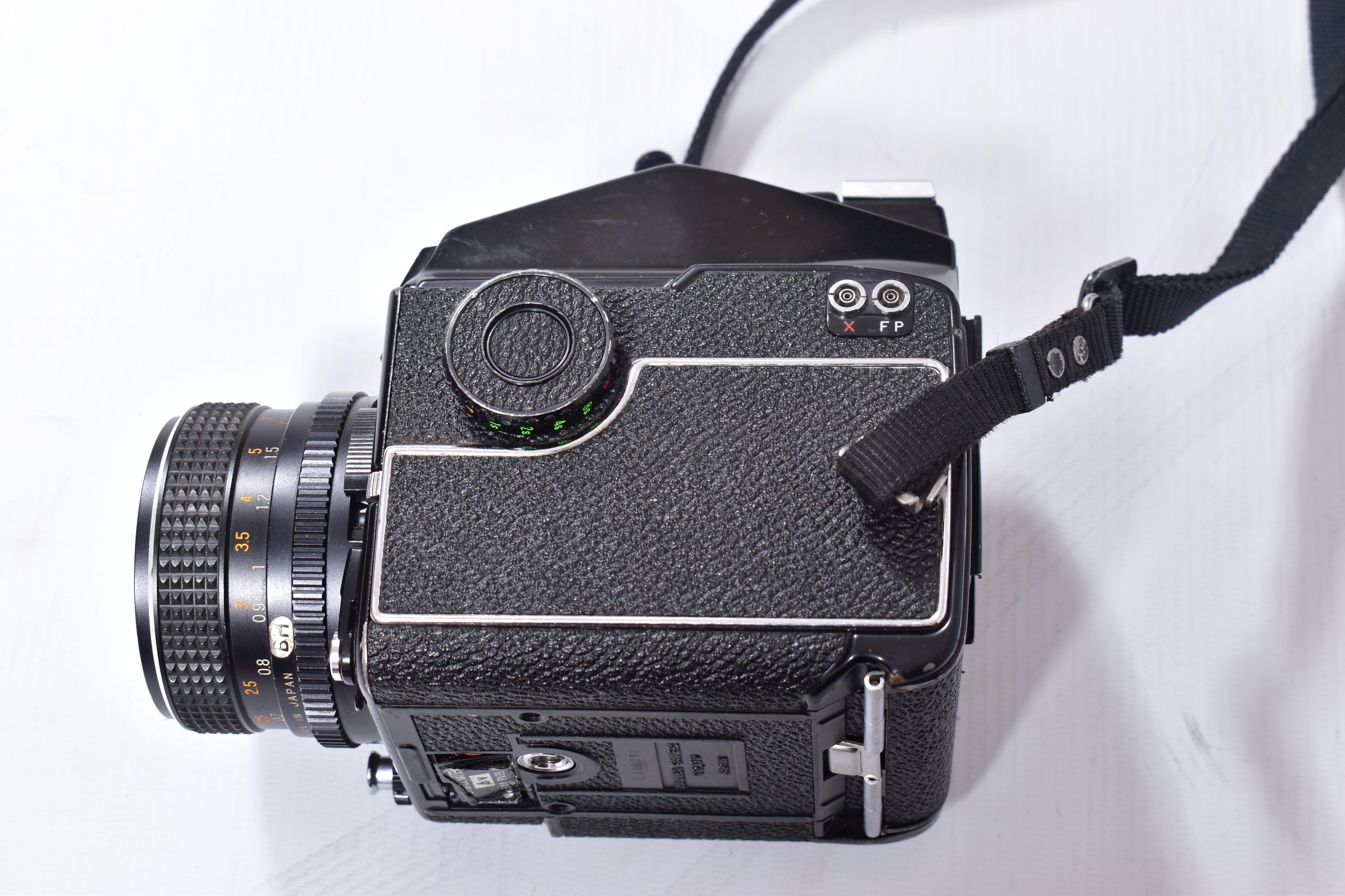 A MAMIYA M645 1000S MEDIUM FORMAT CAMERA fitted with a Sekor C 80mm f2.8 lens ( missing winding - Image 7 of 8