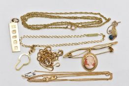 A SELECTION OF 9CT GOLD AND YELLOW METAL JEWELLERY, to include a panel bracelet hallmarked