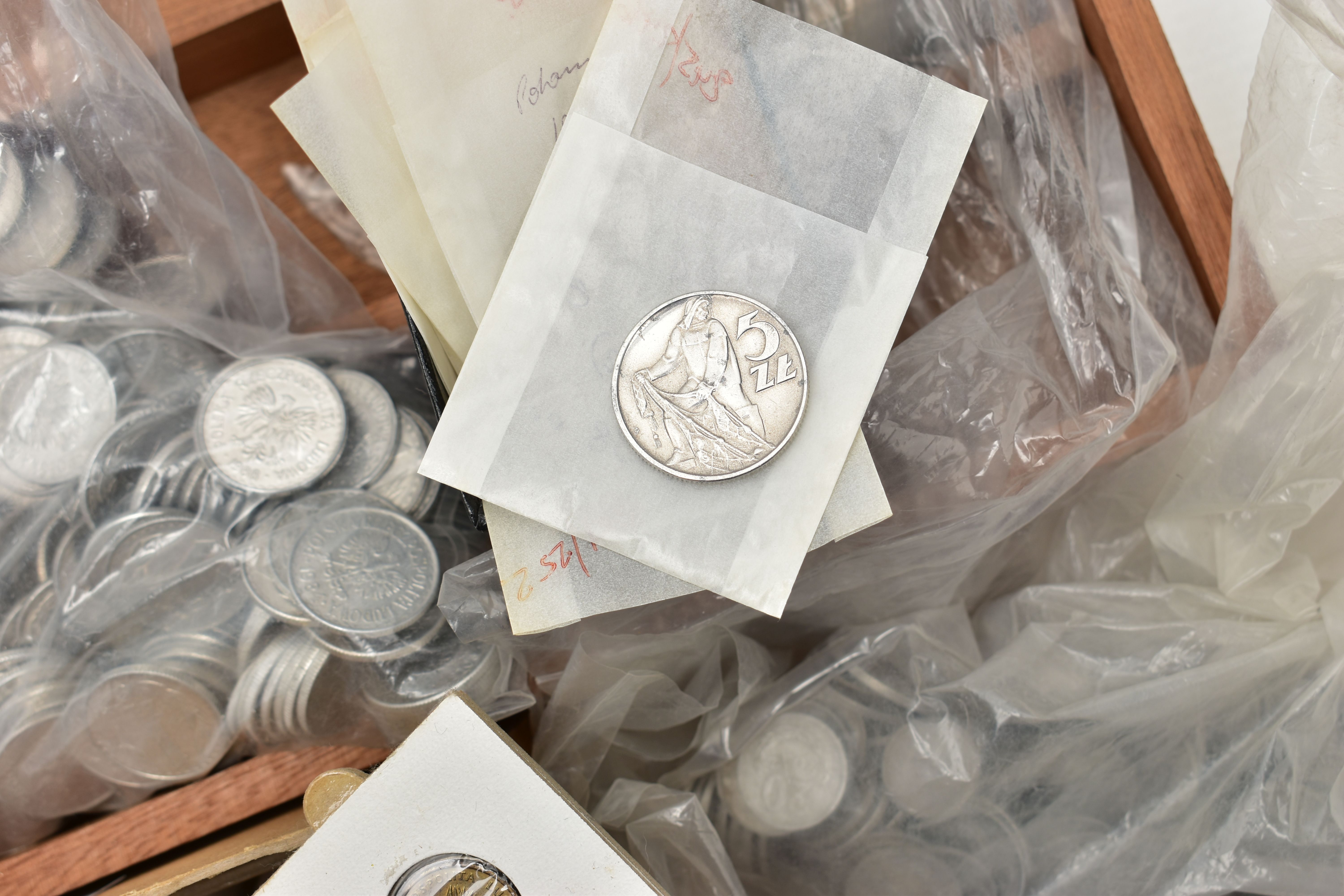 AN AMOUNT OF POLISH COINAGE SOME CONTAINED IN GRADED ENVELOPES BY THE PREVIOUS OWNER, to include mid - Image 3 of 4