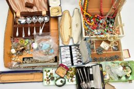 A BOX OF ASSORTED ITEMS, to include a cream jewellery box with contents such as a white metal