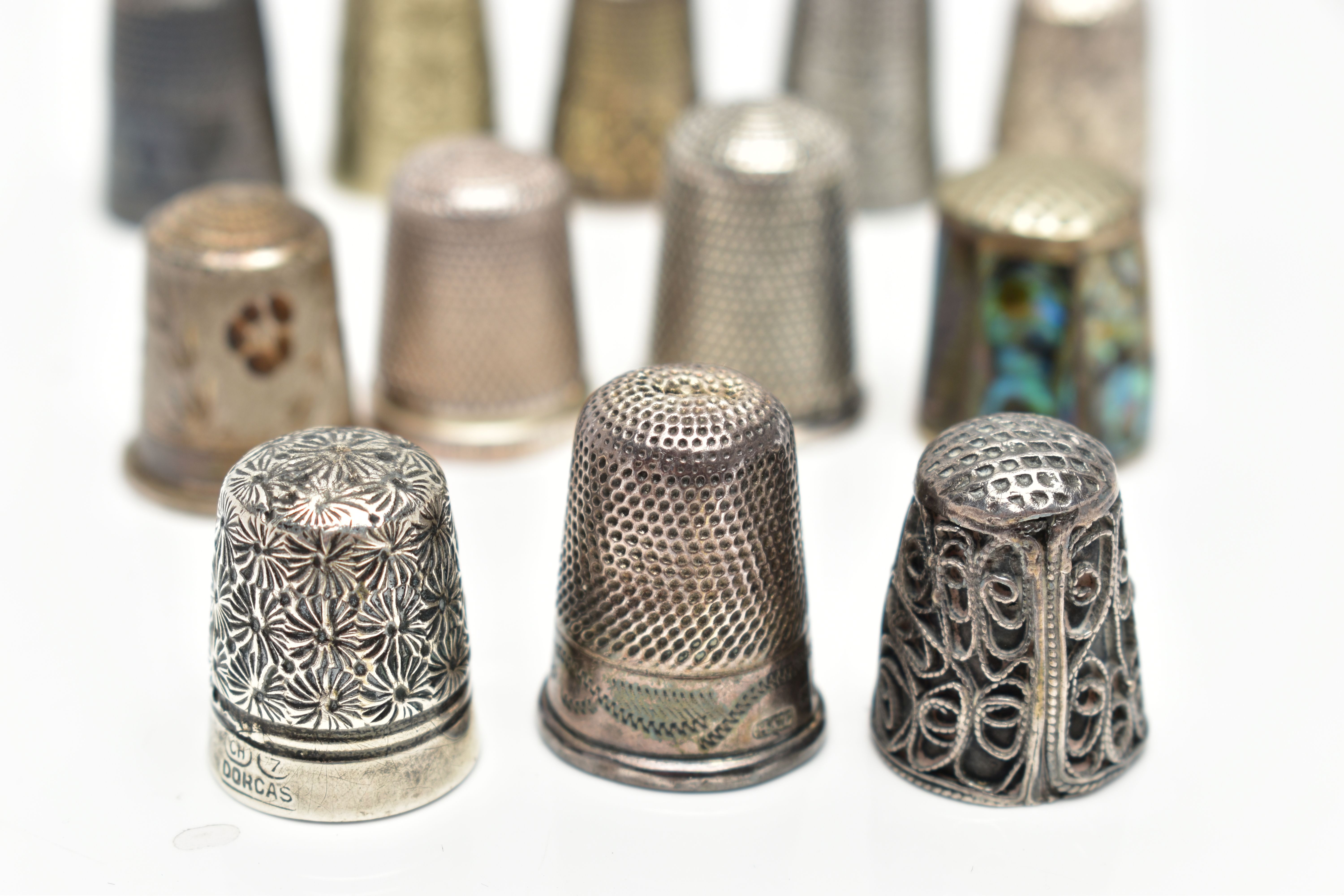 TWELVE THIMBLES, to include six with silver hallmarks, approximate gross weight 27.0 grams, six - Image 2 of 4