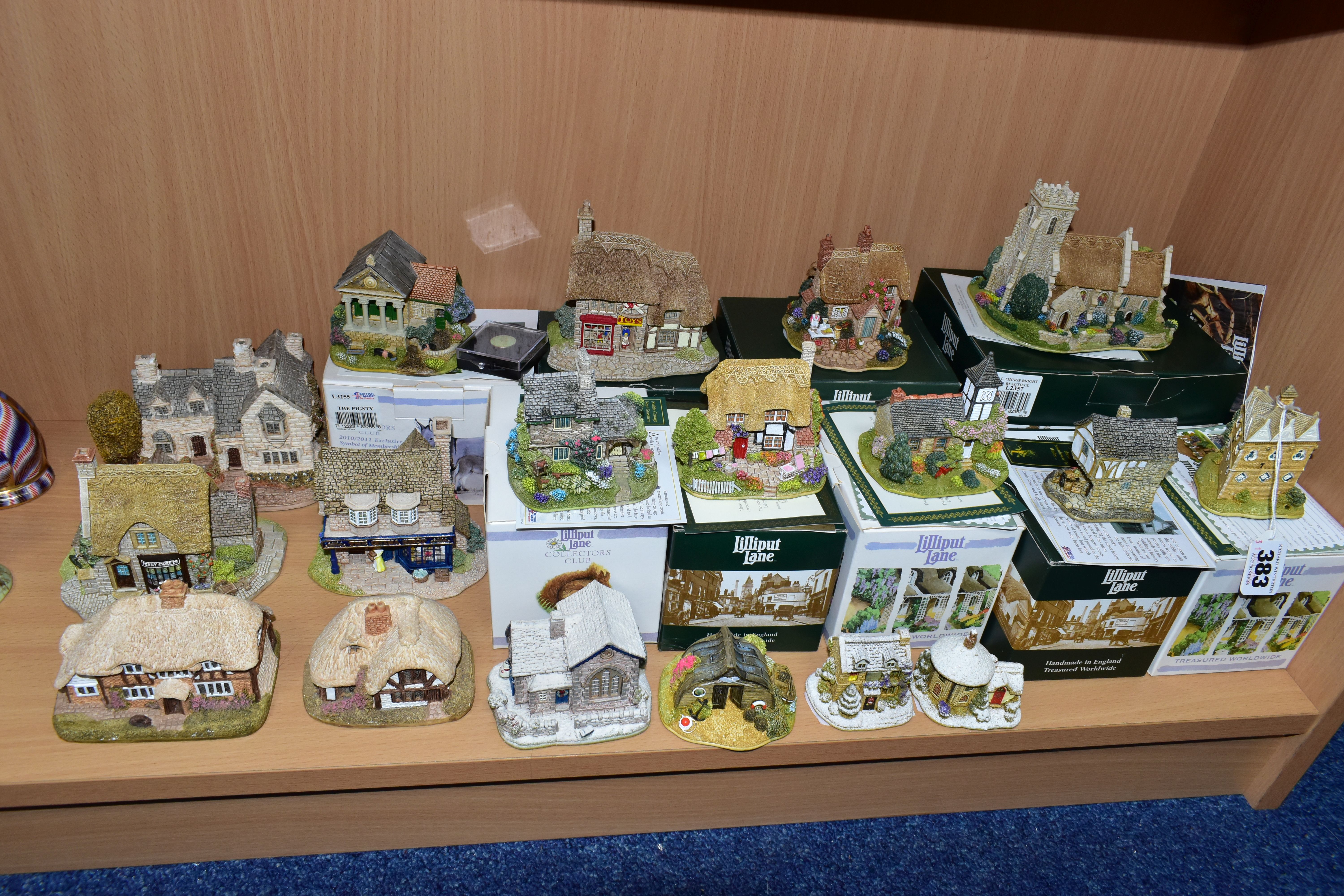 NINE BOXED LILLIPUT LANE BUILDINGS AND NINE OTHERS UNBOXED, the boxed comprising British