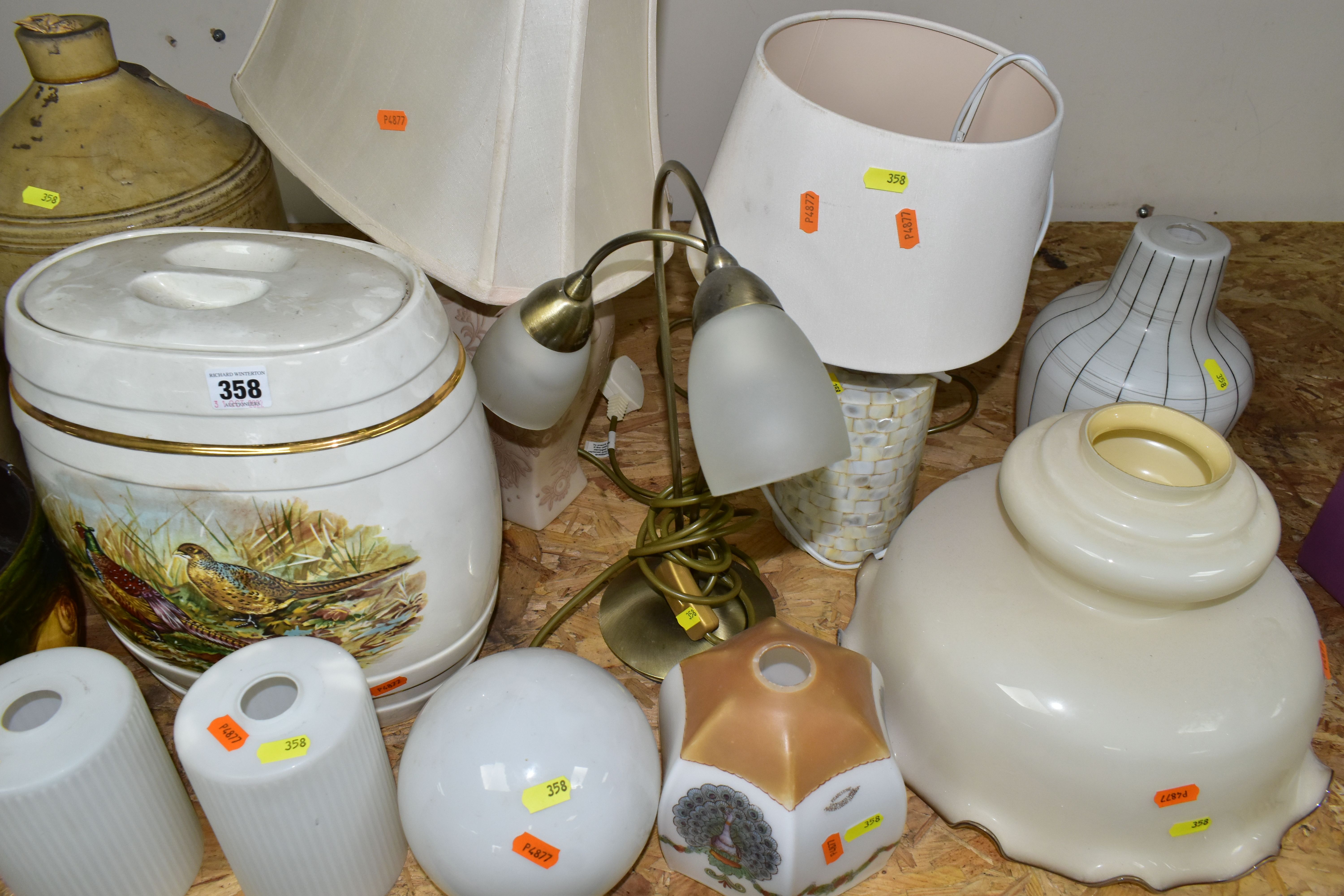 A SMALL QUANTITY OF ASSORTED GLASS LIGHT SHADES, TABLE LAMPS, STONEWARE FLAGONS, ETC, including a - Image 4 of 5