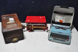 A VINTAGE G.H GLEDHILL AND SONS CASH REGISTER missing some parts (no key) along with a vintage cased