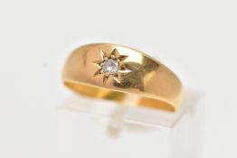 AN EARLY 20TH CENTURY 22CT YELLOW GOLD DIAMOND SINGLE STONE RING, set with a single cut diamond,