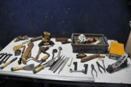 A SELECTION OF VINTAGE TOOLS to include a boxed Stanley Bailey No4 plane, spanners, files,