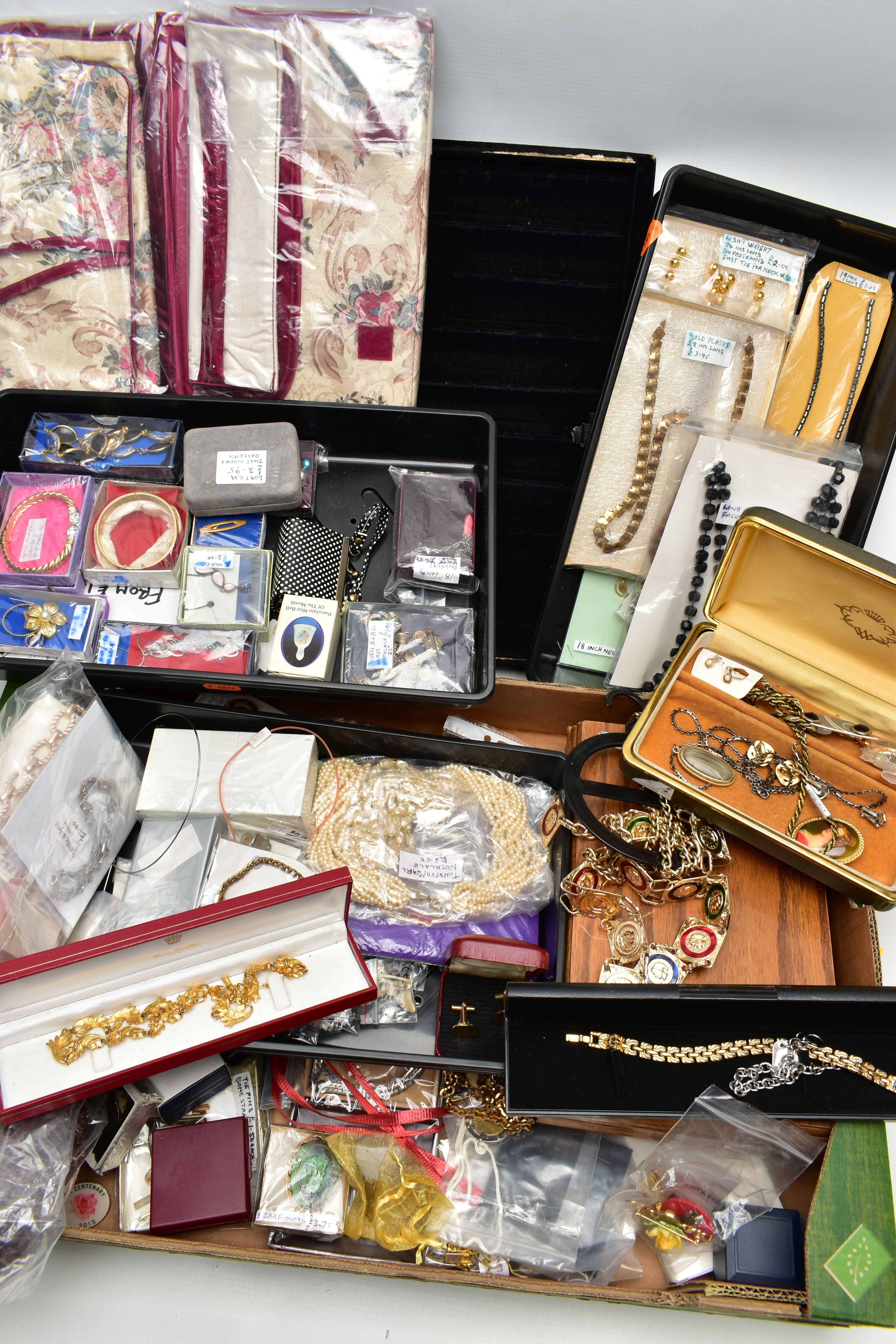 A BOX OF ASSORTED COSTUME JEWELLERY AND ITEMS, to include a boxed 'Zilon' lighter, a folding