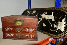 TWO JAPANESE STYLE OVAL PANELS WITH A VINTAGE JEWELLERY BOX, the black lacquer plaques have gold