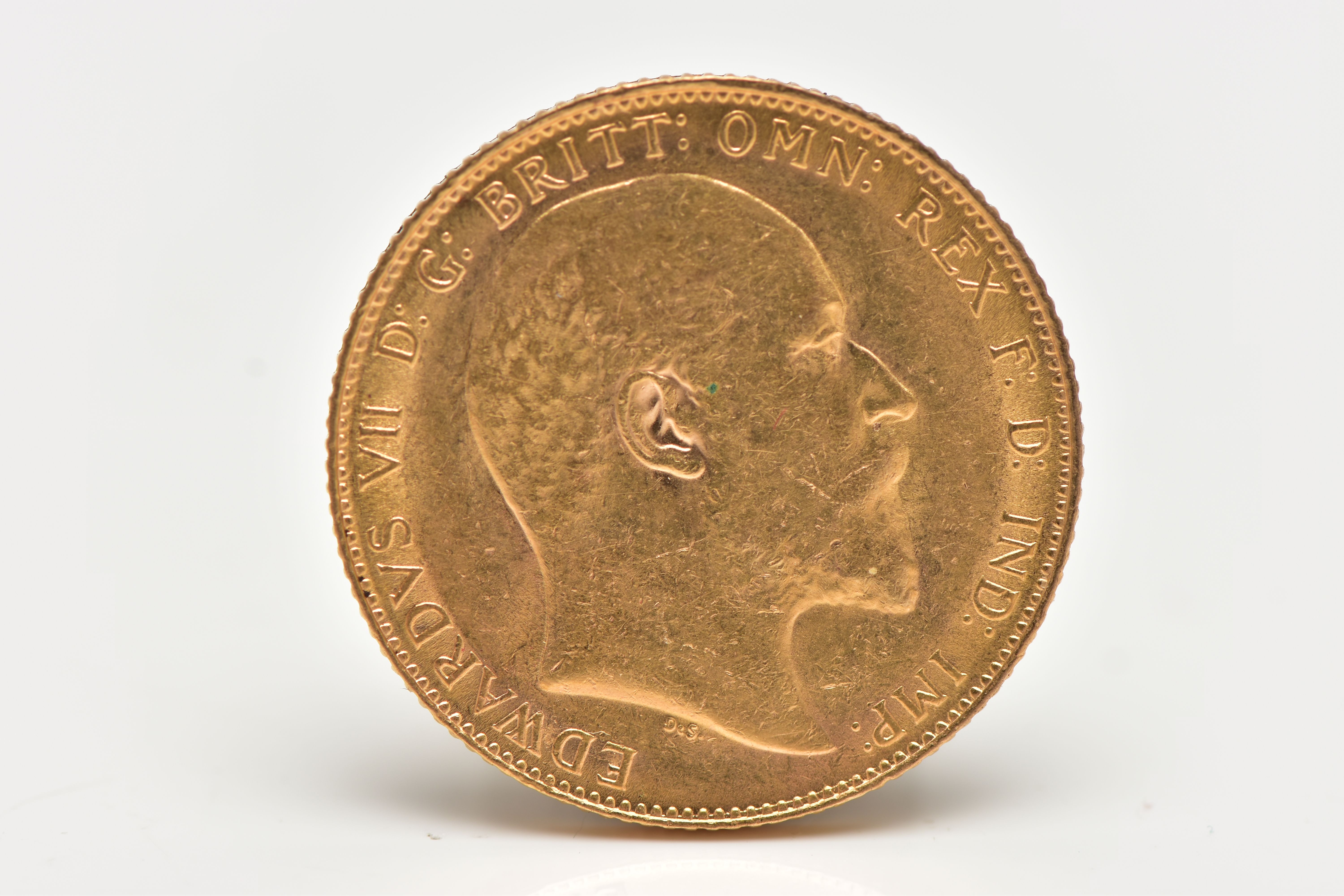 A HIGH GRADE EDWARD VII 1908 FULL GOLD SOVEREIGN 22.05mm, Dia 7.988 grams, 916.6 fine - Image 2 of 2