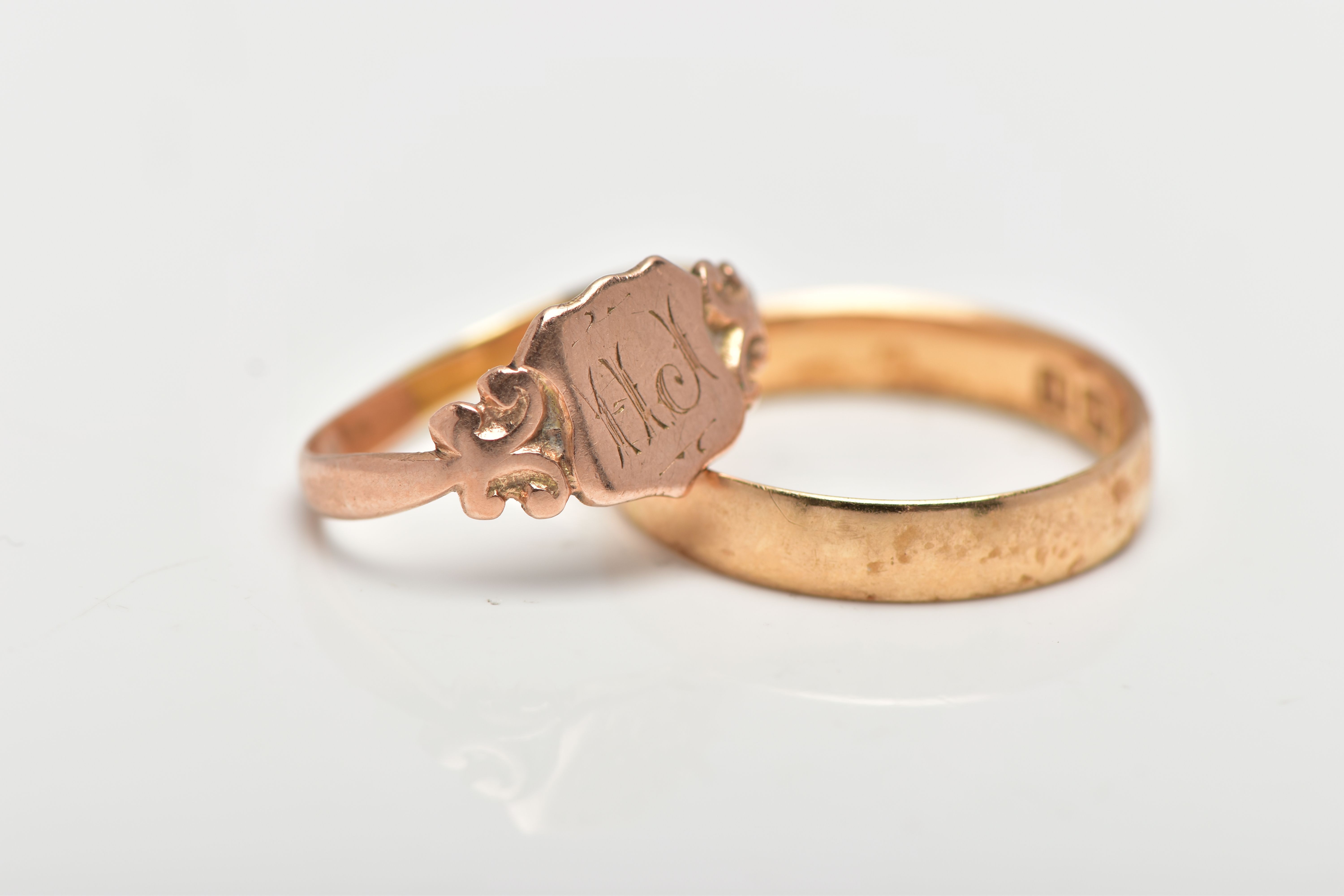 AN 18CT GOLD BAND RING AND A ROSE GOLD TONE SIGNET RING, plain polished band, approximate band width - Image 2 of 3