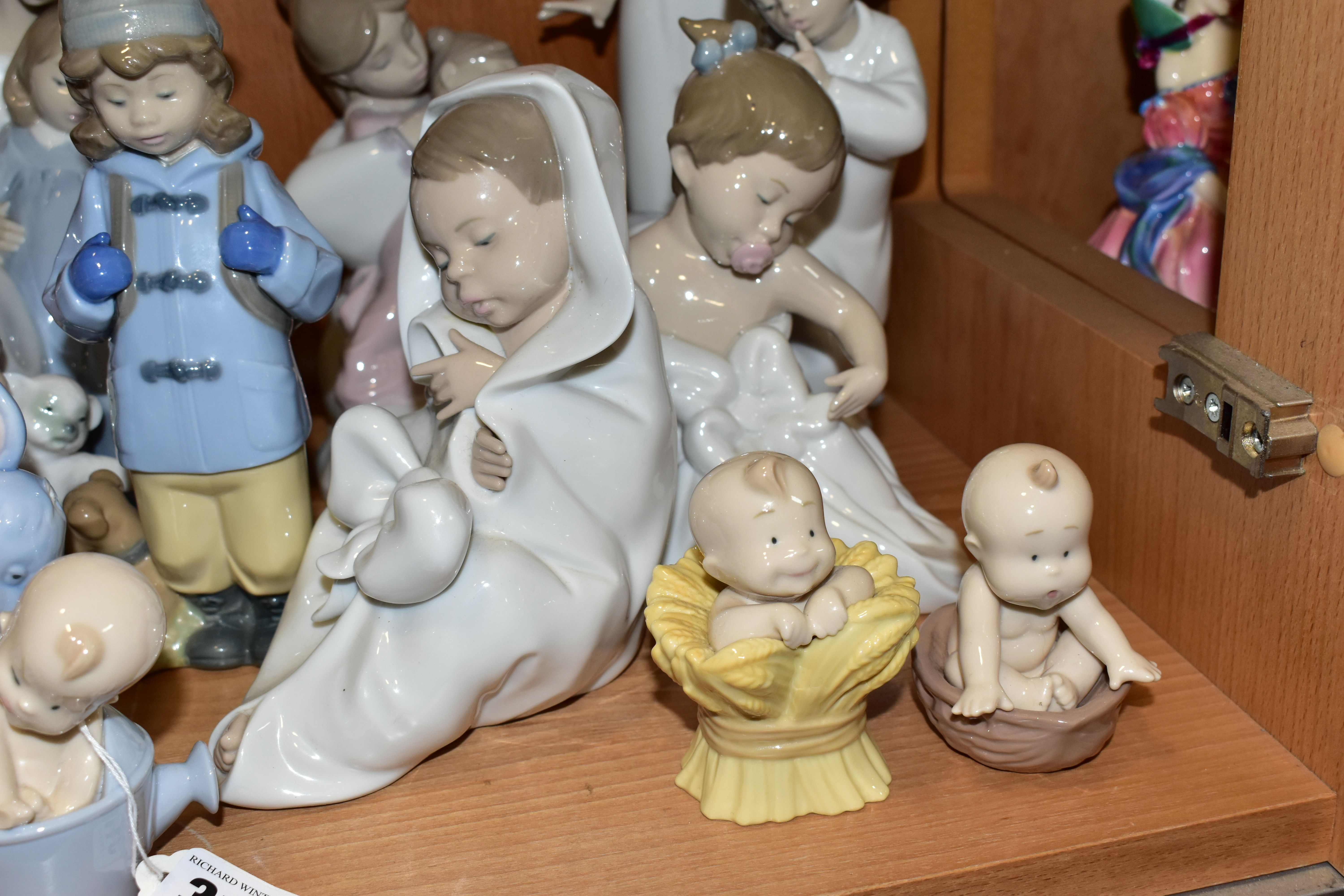 SIXTEEN LLADRO NAO FIGURINES, comprising four figures from the Where Do Babies Come From - Image 2 of 7