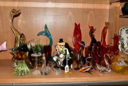 A COLLECTION OF GLASS ANIMALS, to include two Wedgwood squirrels heights 15cm and 9cm, an art