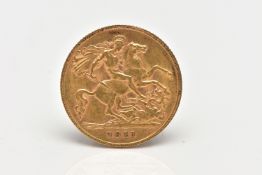 A HALF SOVEREIGN COIN, George V to the obverse, George and the Dragon to reverse dated 1911,