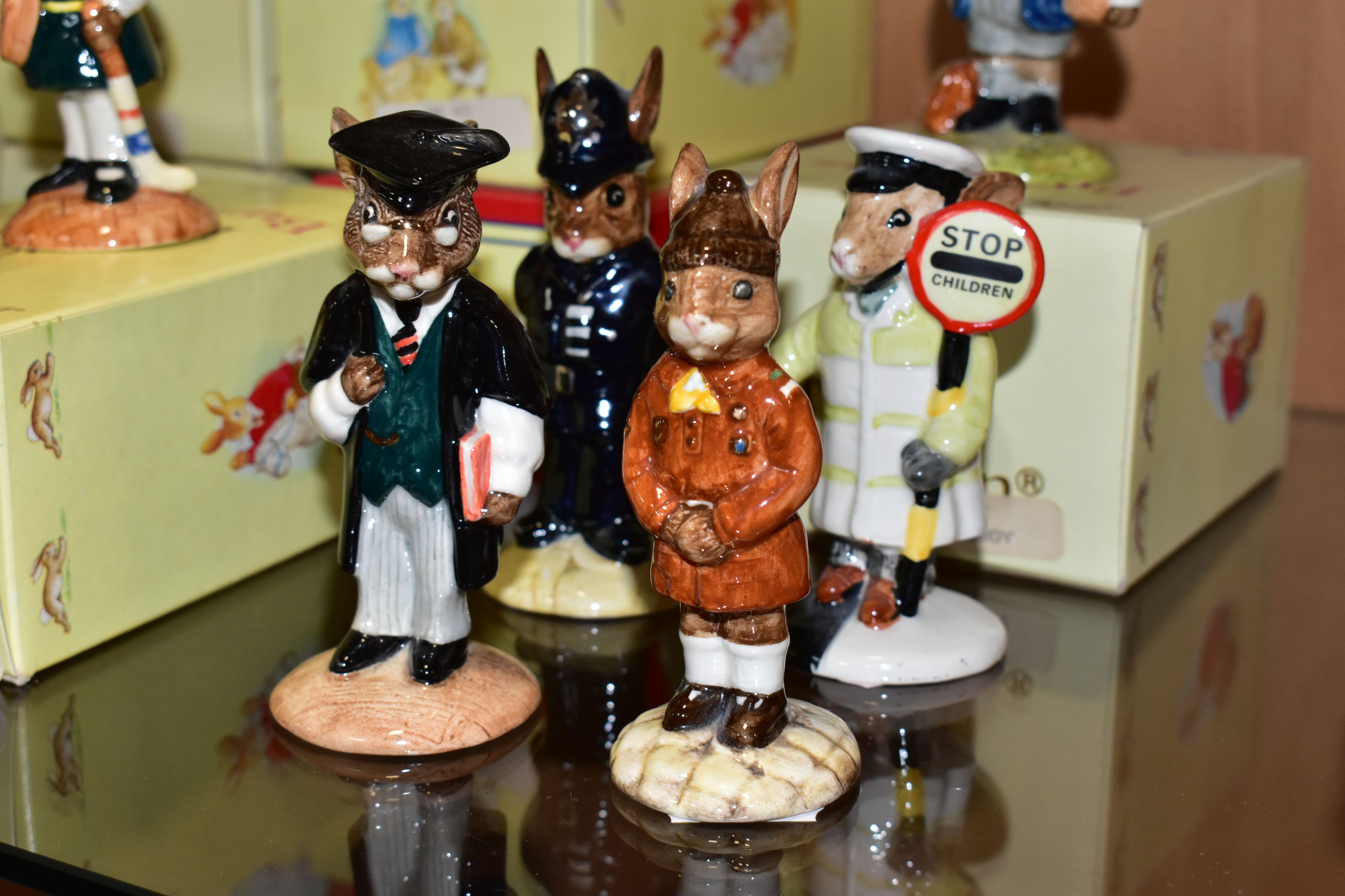 FIFTEEN ROYAL DOULTON BUNNYKINS FIGURES, comprising Mr Bunnybeat DB16, a boxed Santa Bunnykins ' - Image 2 of 10