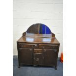 AN EARLY TO MID 20TH CENTURY OAK MIRRORBACK SIDEBOARD, with an arrangement of three drawers, width