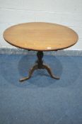 A GEORGIAN MAHOGANY AND ELM CIRCULAR TILT TOP TRIPOD TABLE, diameter 91cm x height 69cm (condition -