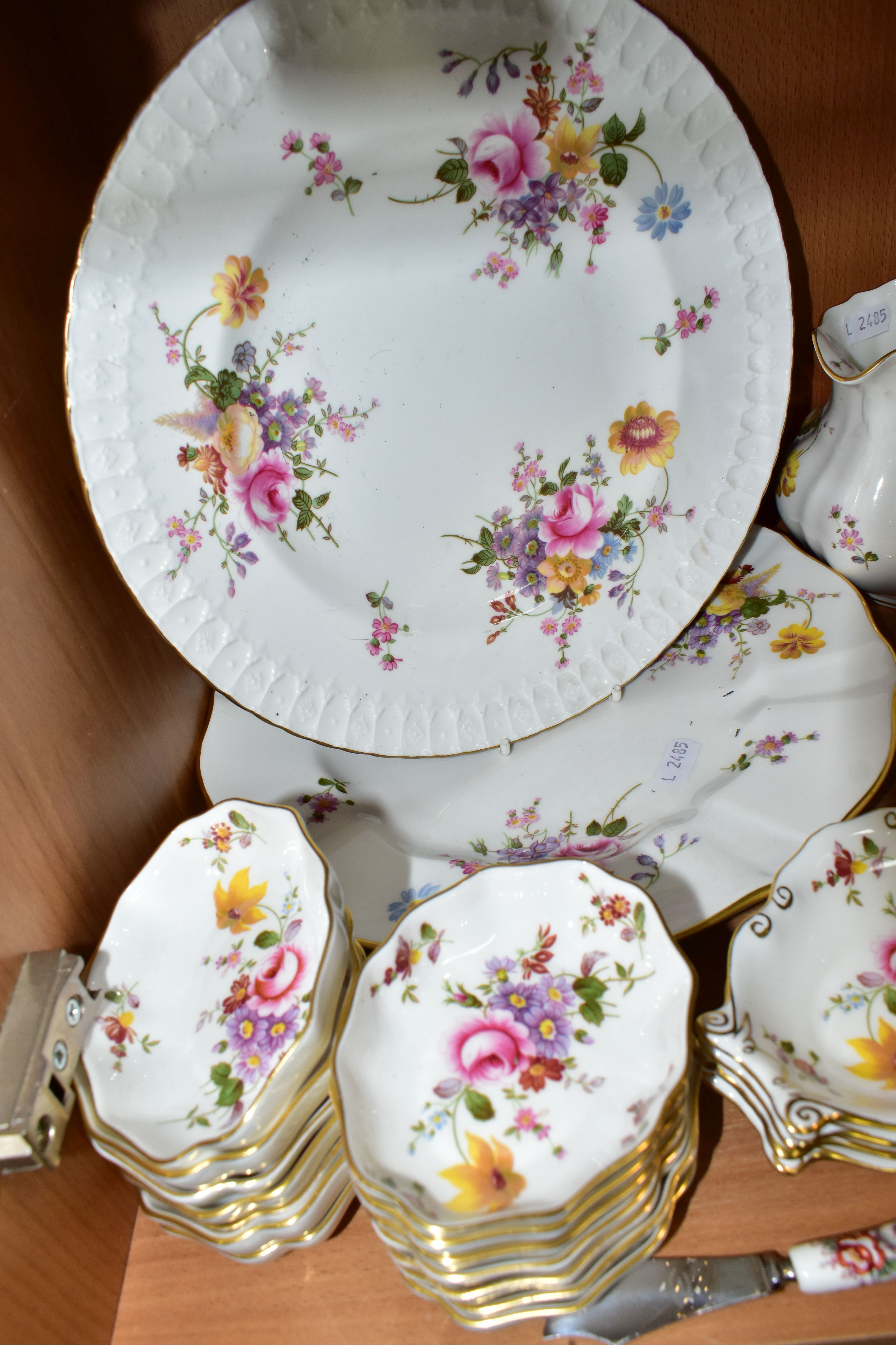 A QUANTITY OF ROYAL CROWN DERBY 'DERBY POSIES' PATTERN GIFT WARE, comprising jugs, preserve pots, - Image 15 of 18