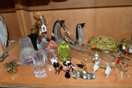 A COLLECTION OF GLASSWARE ANIMALS, comprising a pair of mid twentieth century