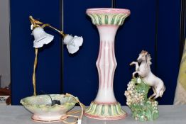 A LATE 20TH CENTURY ITALIAN CERAMIC THREE SECTION WATER FEATURE LAMP, comprising a pair of lamps