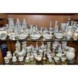 A LARGE QUANTITY OF ASSORTED WEDGWOOD, COALPORT AND ROYAL WORCESTER GIFTWARE, comprising Wedgwood '