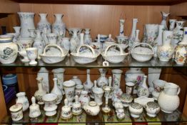 A LARGE QUANTITY OF ASSORTED WEDGWOOD, COALPORT AND ROYAL WORCESTER GIFTWARE, comprising Wedgwood '