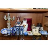 A GROUP OF ASSORTED CERAMICS, comprising an Art Deco inspired Shelley lidded butter dish (crazed,