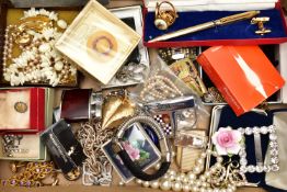 A BOX OF ASSORTED ITEMS, to include a selection of costume jewellery, a cased excelsior pen and