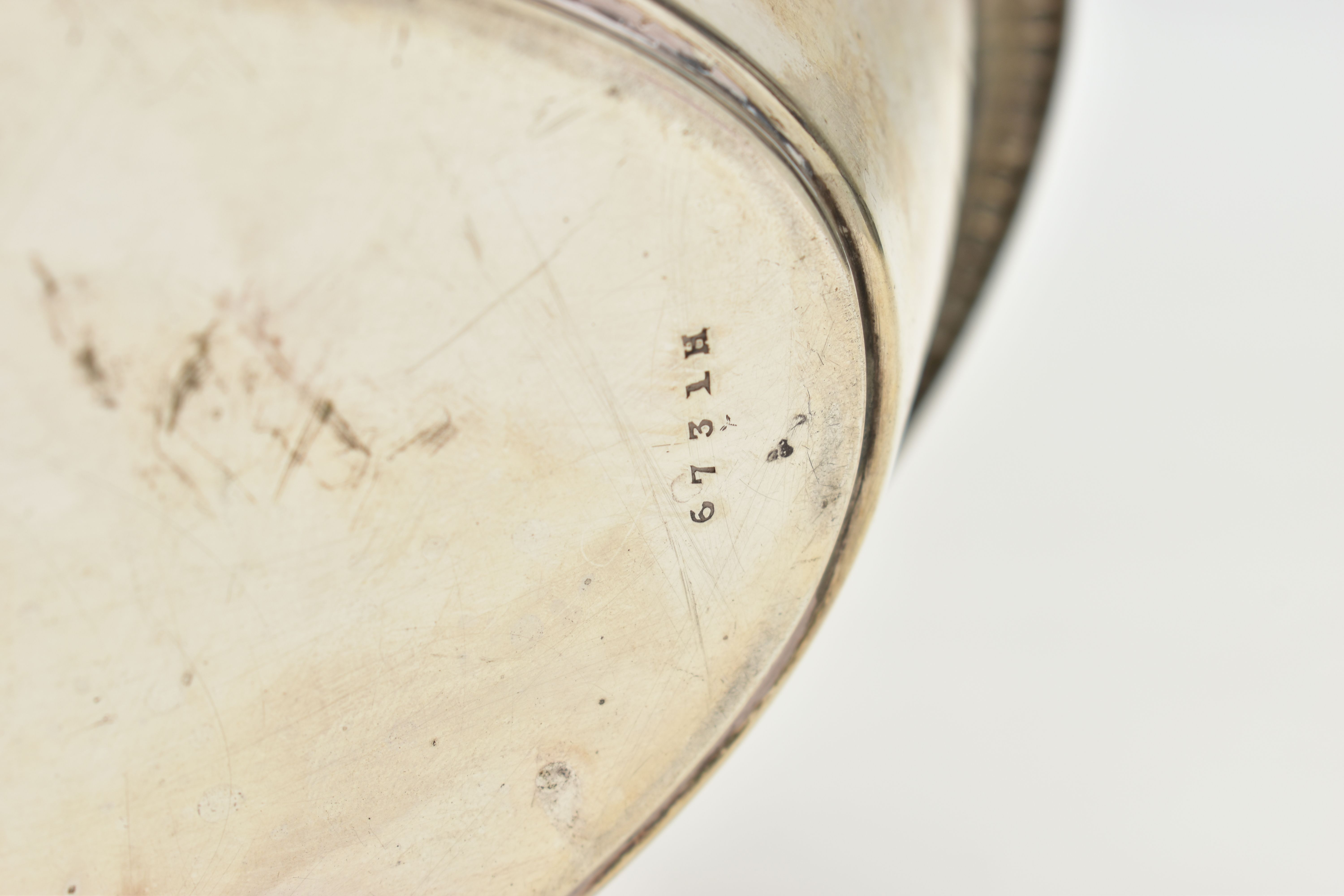 A SILVER BASKET, a boat shaped dish, engraved with floral detail, fitted with a tapered handle, - Image 6 of 8