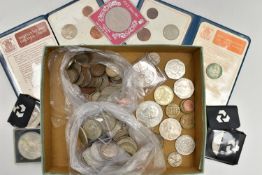A SMALL CARDBOARD TRAY CONTAINING UK COINAGE, to include over 320 grams of mixed silver coins