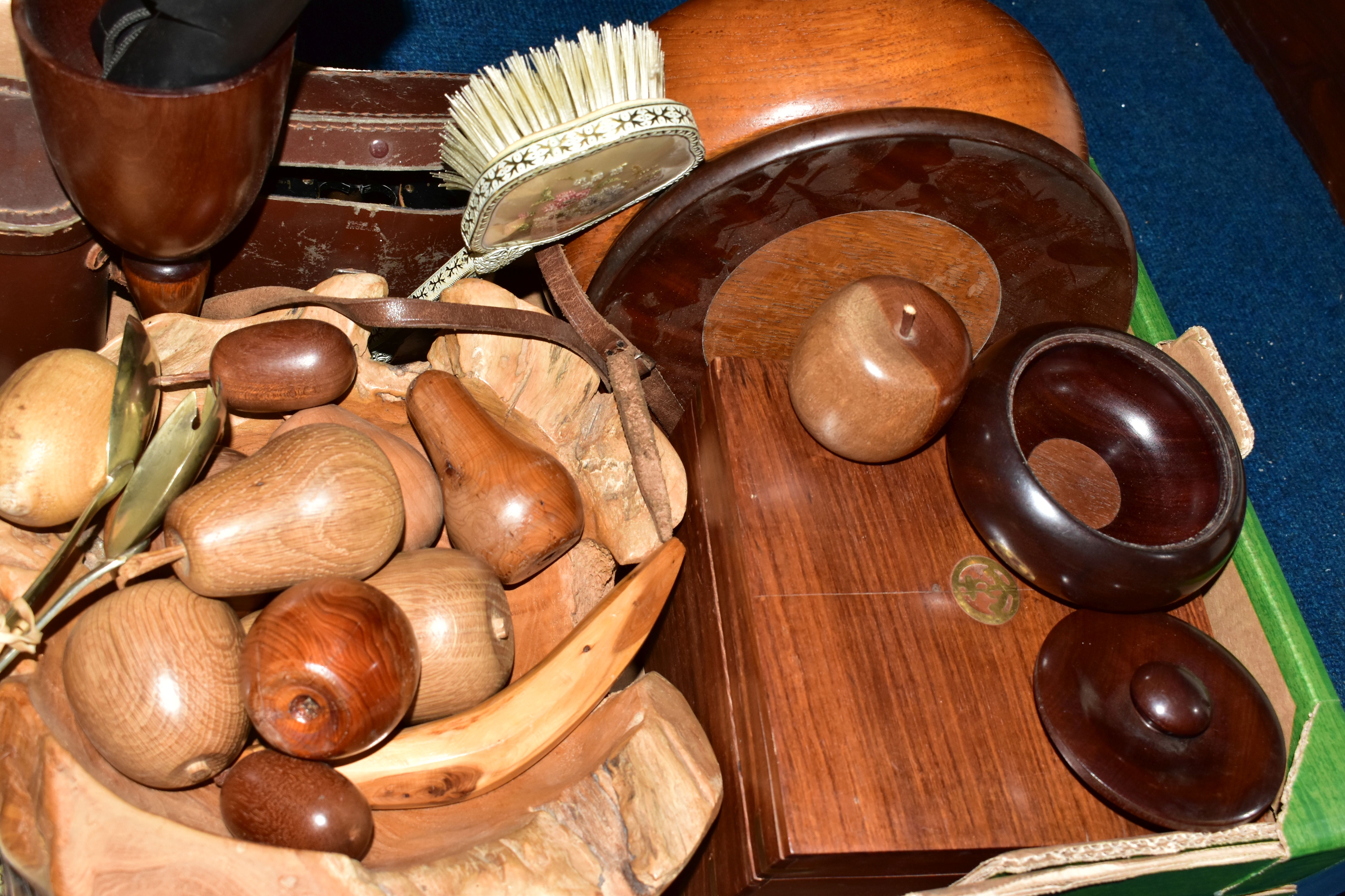 A BOX OF TREEN, BINOCULARS AND SUNDRY ITEMS, to include a large horn, one end carved into a - Image 5 of 7