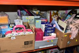 FIVE BOXES OF UNUSED GIFTWARE AND SUNDRIES, to include a quantity of new and unused giftware,