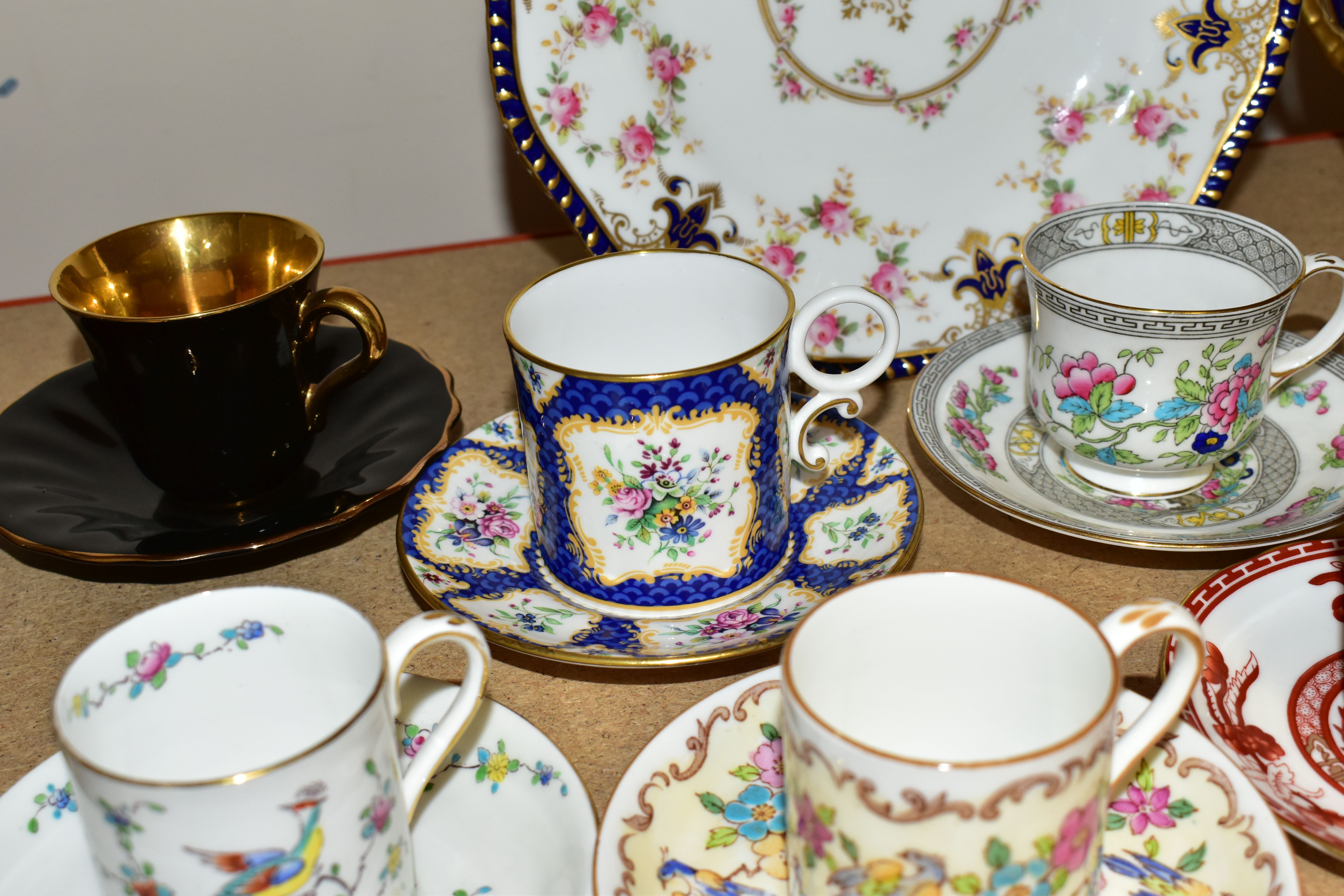 TWENTY SIX ASSORTED COFFEE CUPS AND SAUCERS, comprising a Coalport bread and butter plate hand - Image 10 of 11