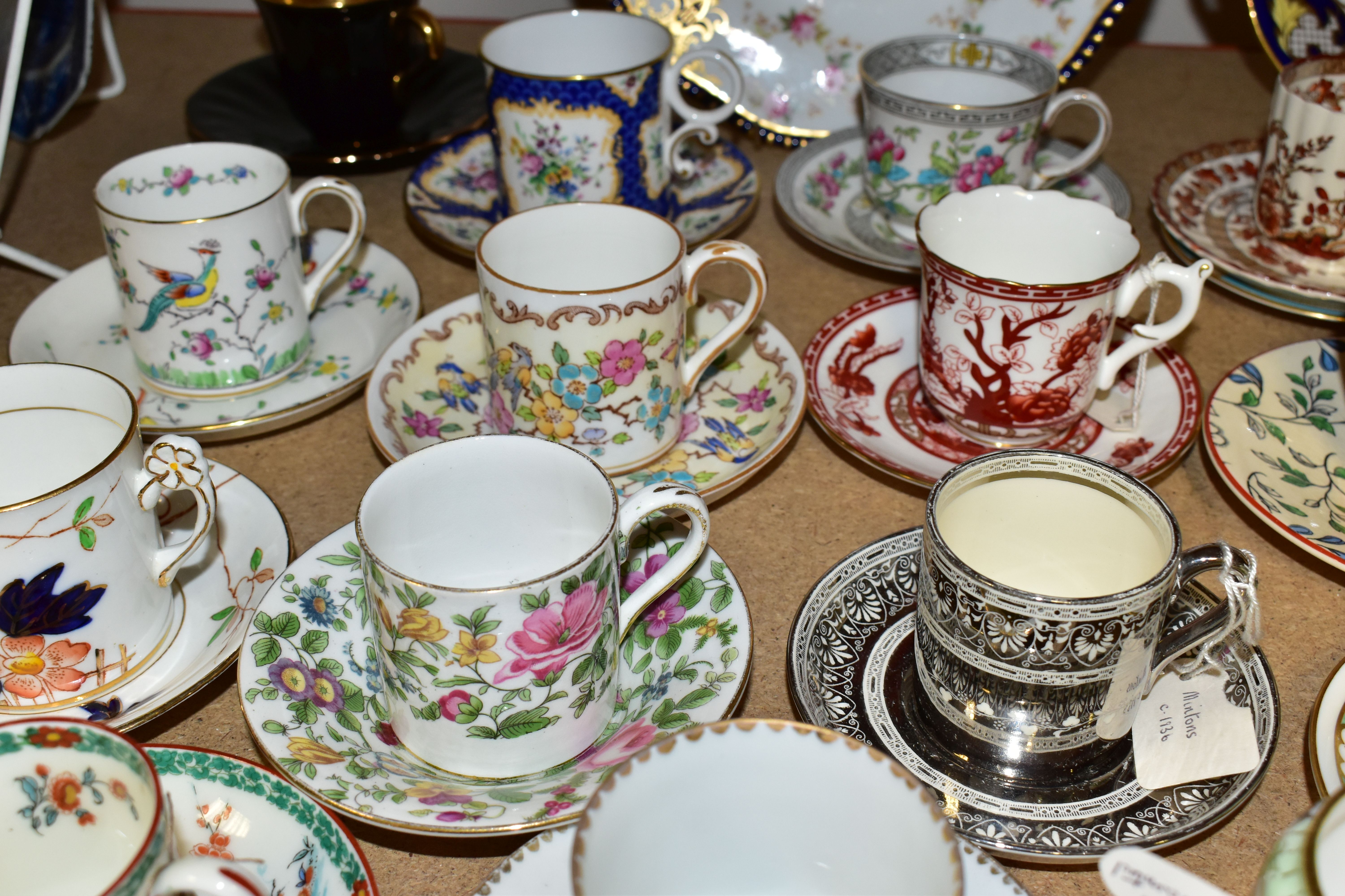 TWENTY SIX ASSORTED COFFEE CUPS AND SAUCERS, comprising a Coalport bread and butter plate hand - Image 9 of 11