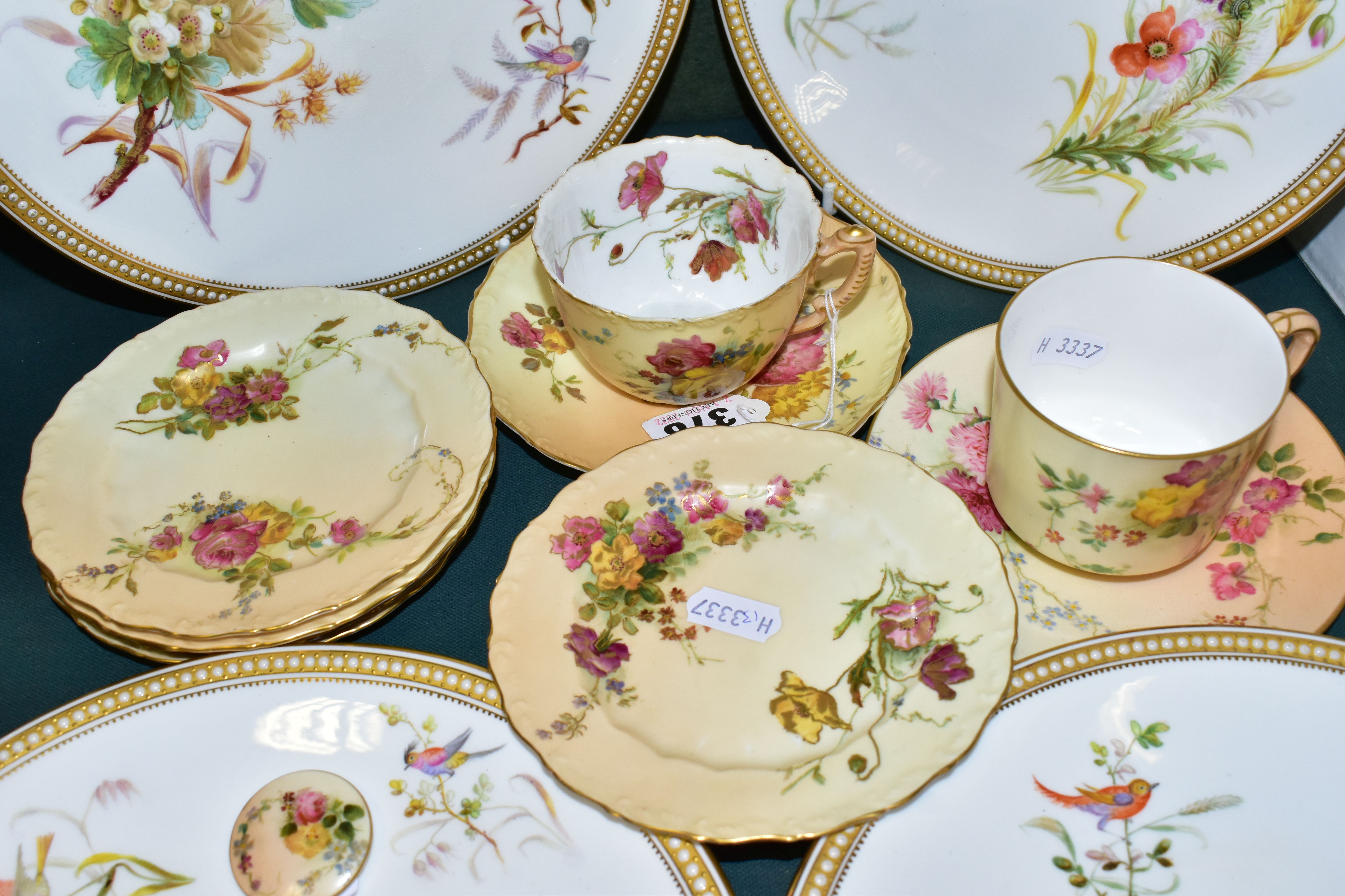 A GROUP OF ROYAL WORCESTER PORCELAIN, comprising four nineteenth century plates hand painted with - Image 4 of 8