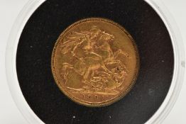 A FULL GOLD SOVEREIGN QUEEN VICTORIA MELBOURNE MINT 22ct Mintage 3,067, 7.98gr 22.05 diameter