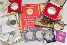 A SMALL BOX OF COINS AND COMMEMORATIVES, to include a few silver coins 1923 Peace Dollar 2x 1977