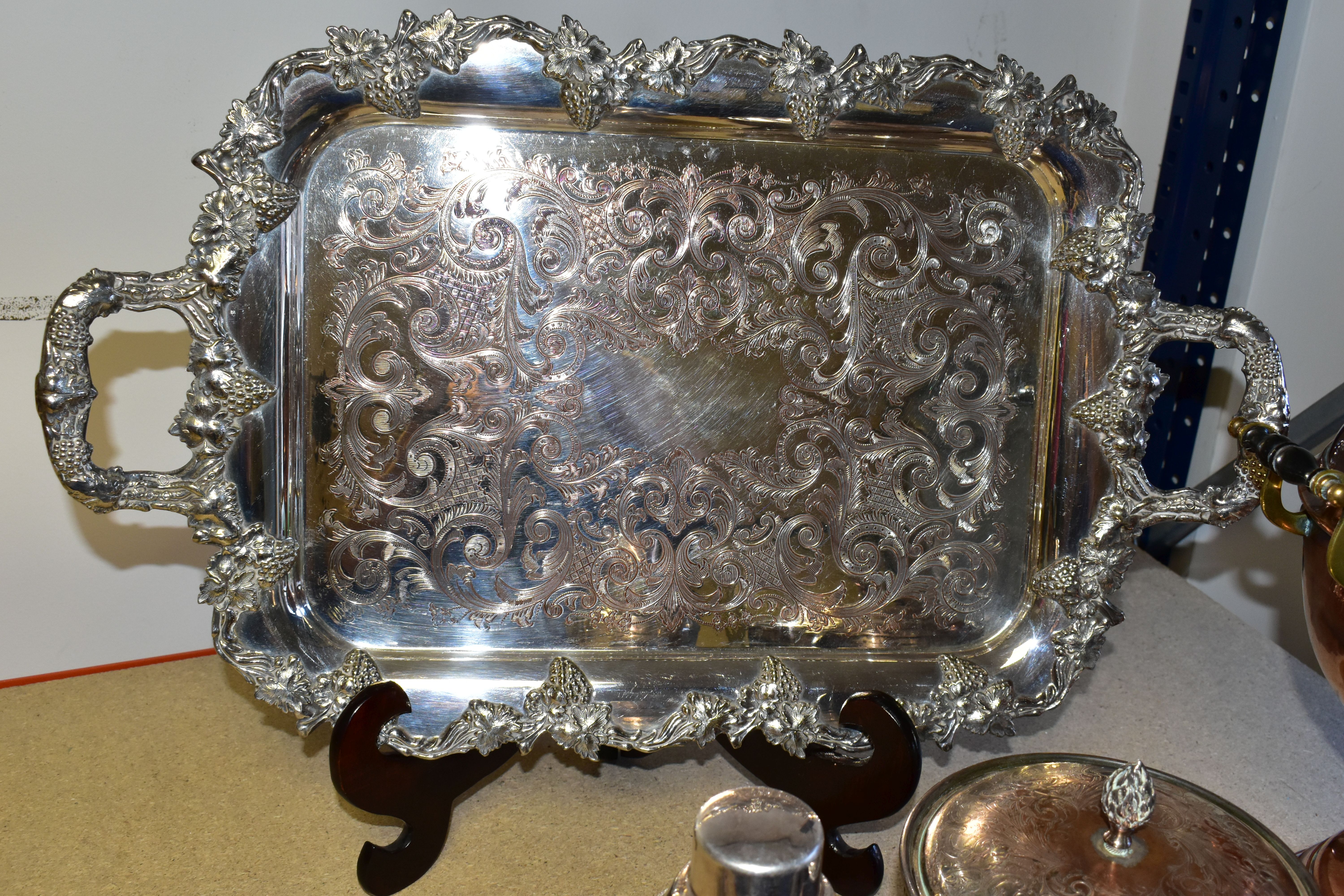 A COLLECTION OF SILVER PLATE AND COPPER SUNDRIES, to include a large EPC Sheffield reproduction - Image 3 of 7