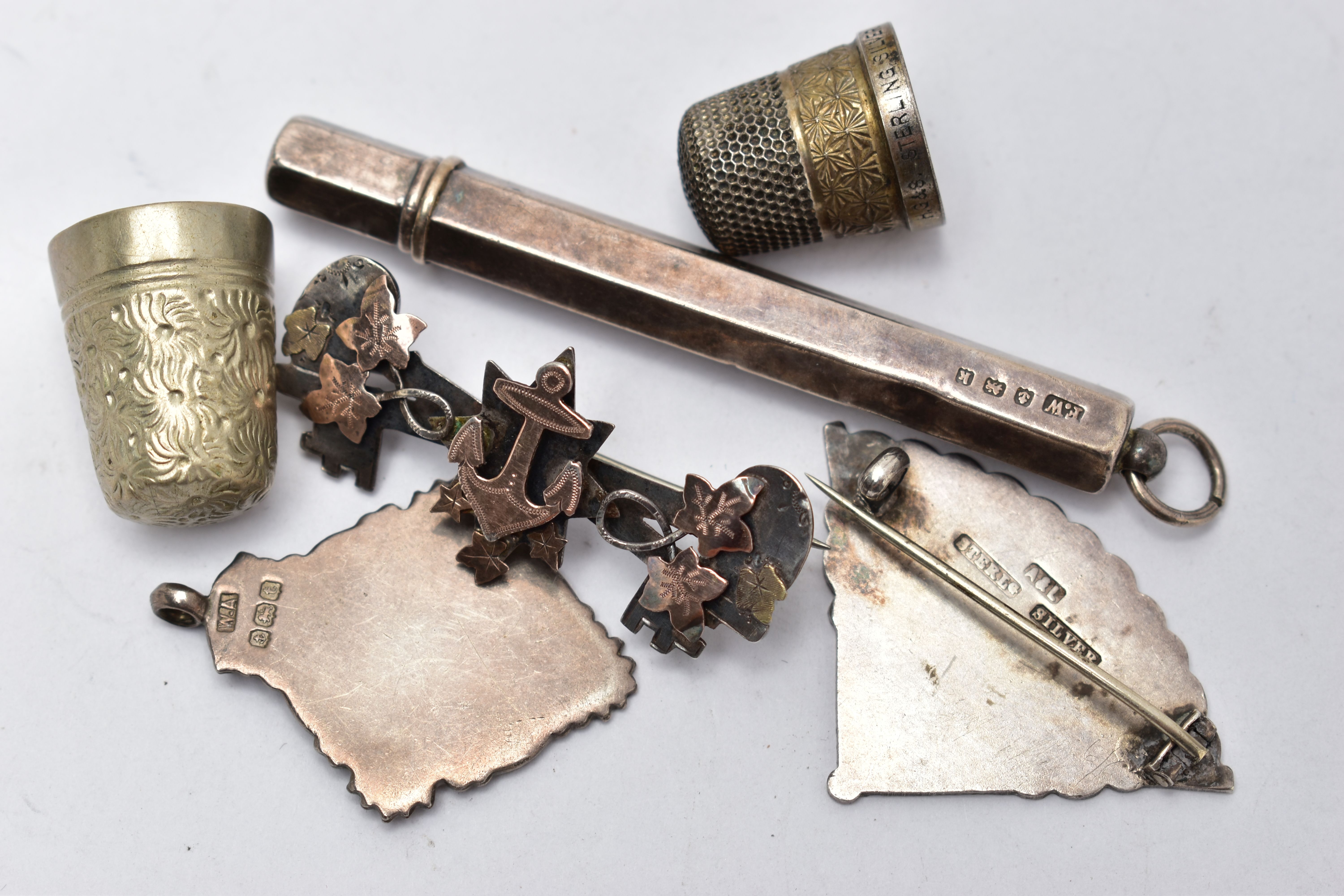 AN ASSORTMENT OF SILVER AND WHITE METAL, to include a silver fob medal with a gold fronted - Image 3 of 3