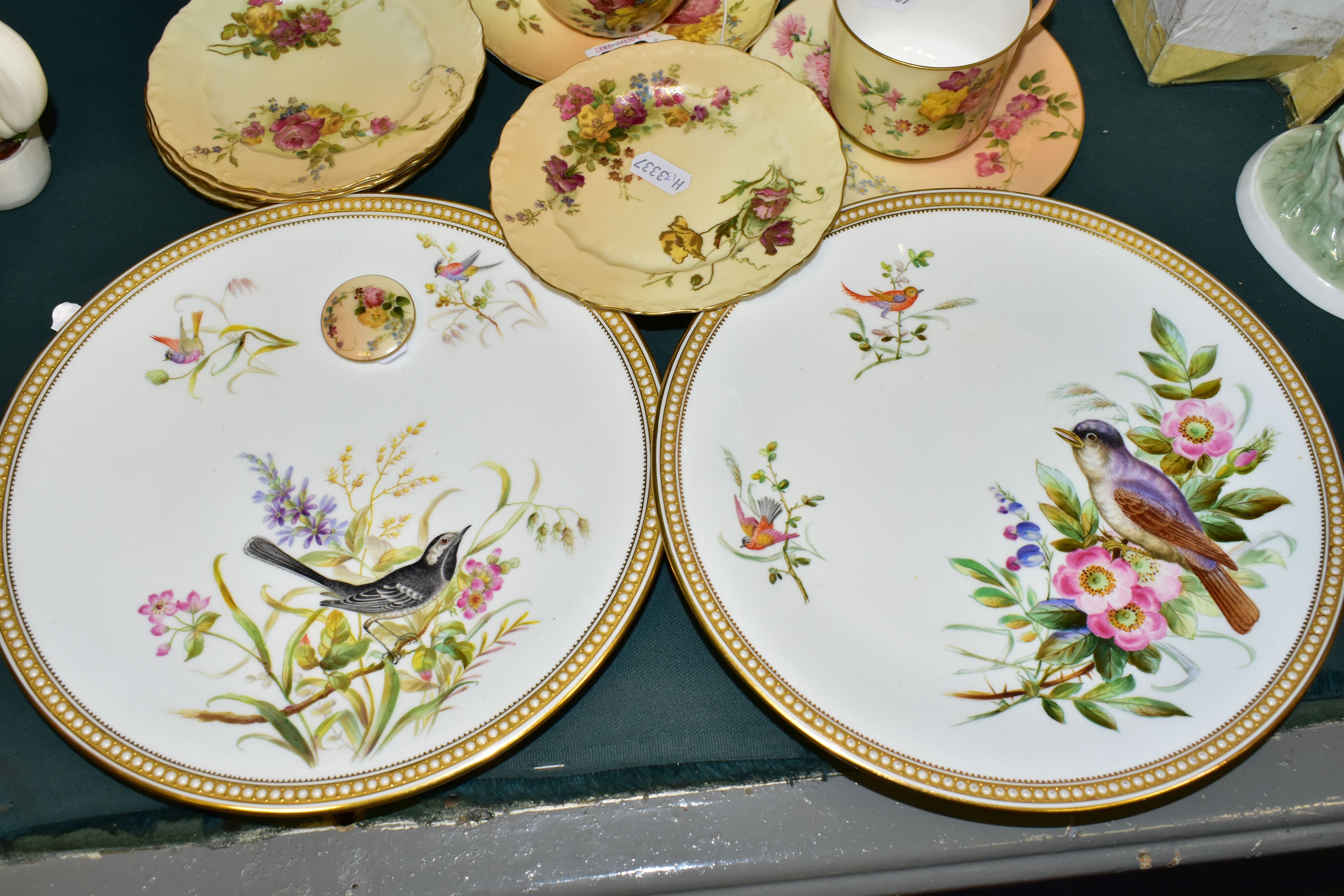 A GROUP OF ROYAL WORCESTER PORCELAIN, comprising four nineteenth century plates hand painted with - Image 2 of 8