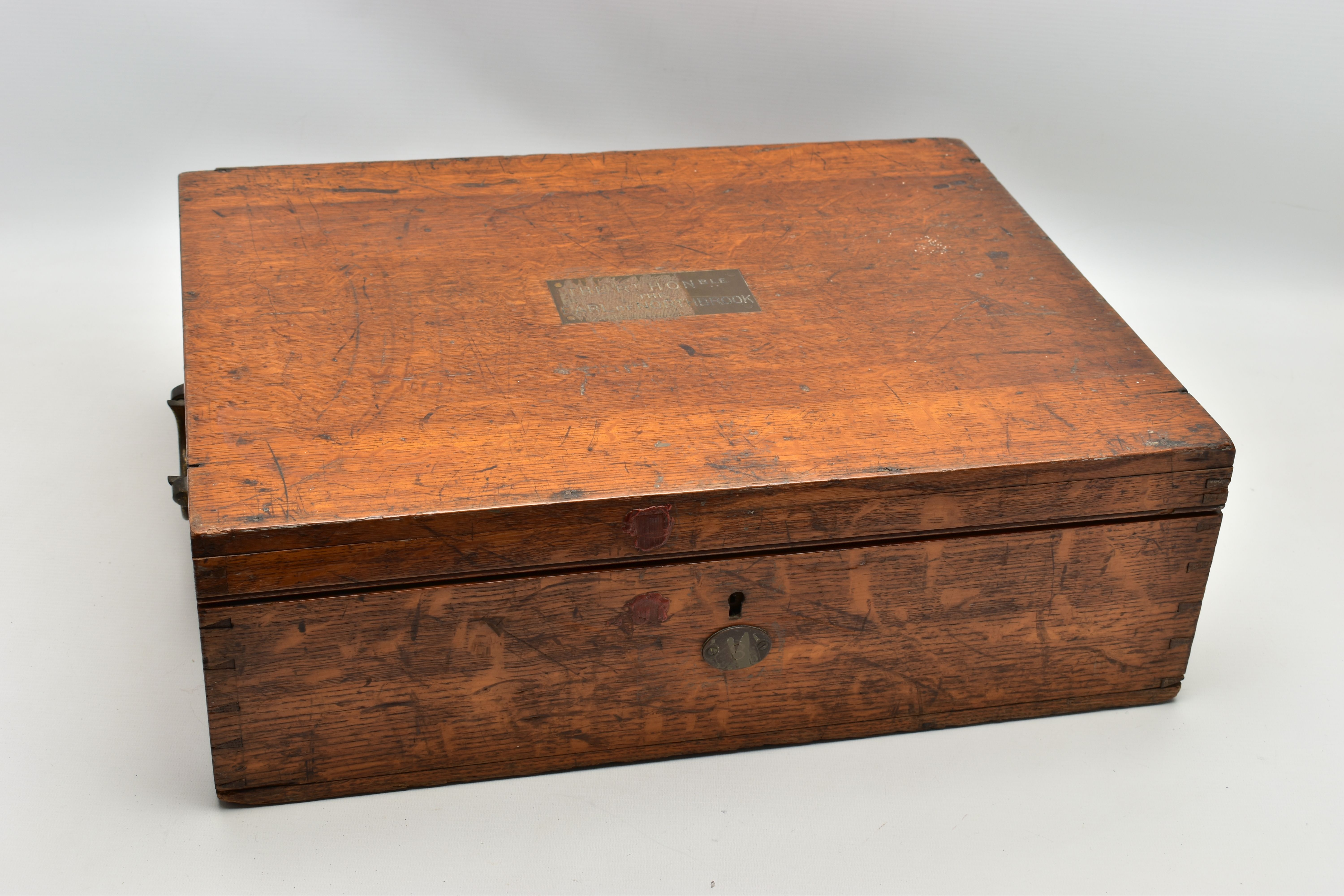 A LATE 19TH / EARLY 20TH CENTURY OAK CANTEEN CONTAINING A CHRISTOFLE GILT METAL DESSERT SERVICE, the - Image 11 of 14